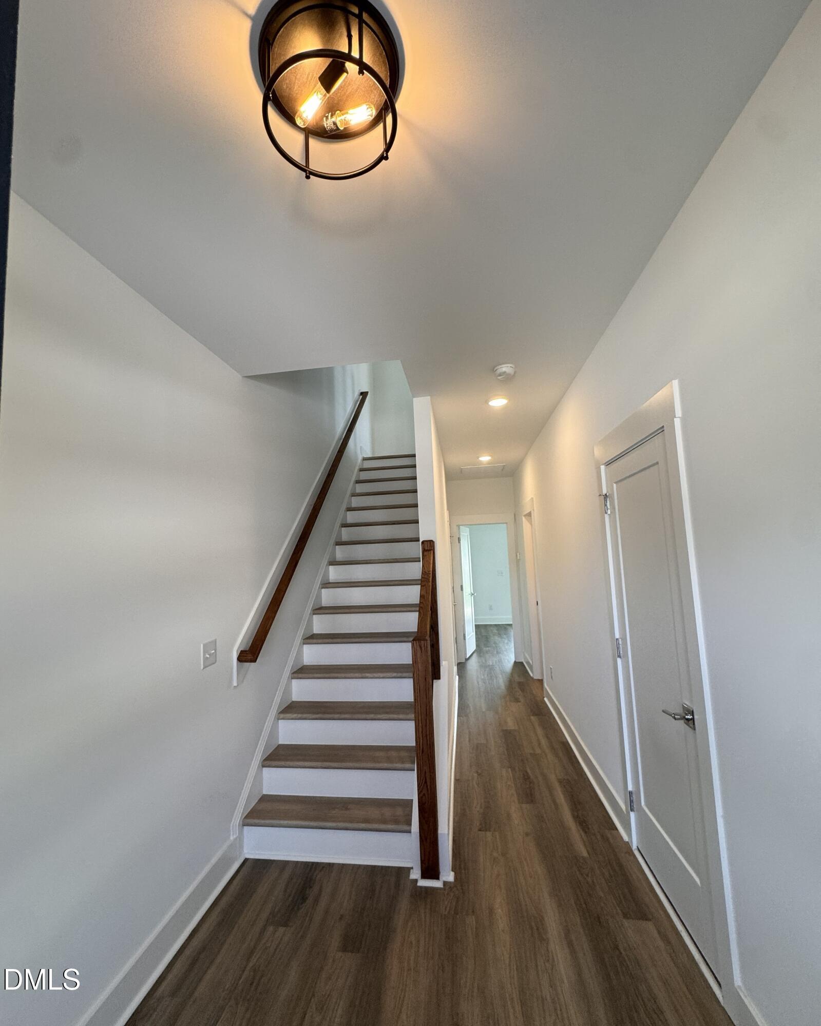 800 Portia Way Property Photo 12