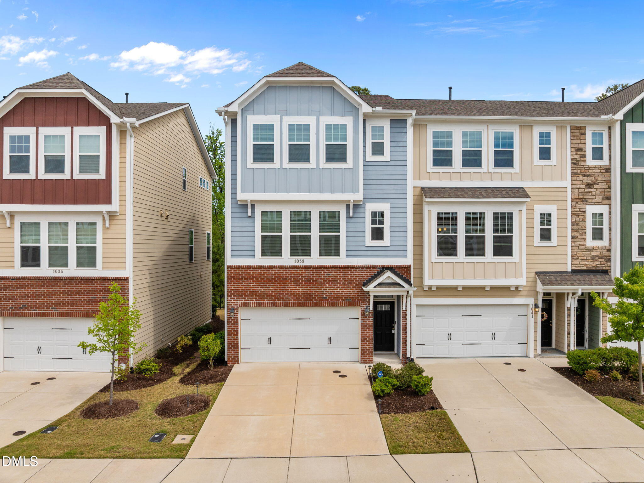 1039 Commack Drive