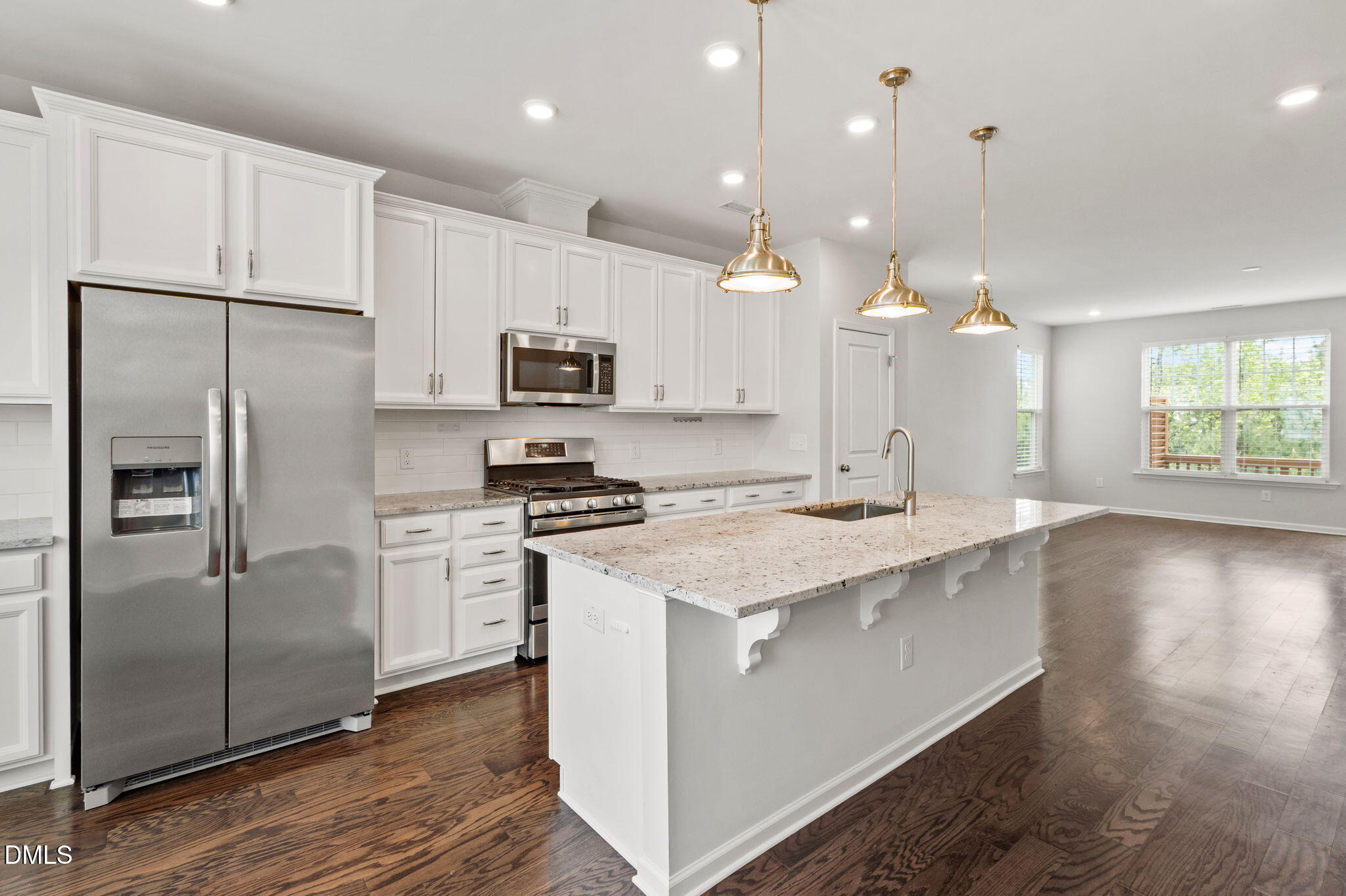 1039 Commack Drive Property Photo 12