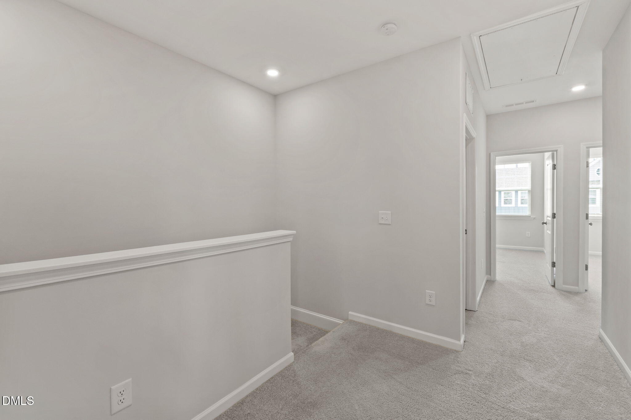 1039 Commack Drive Property Photo 20