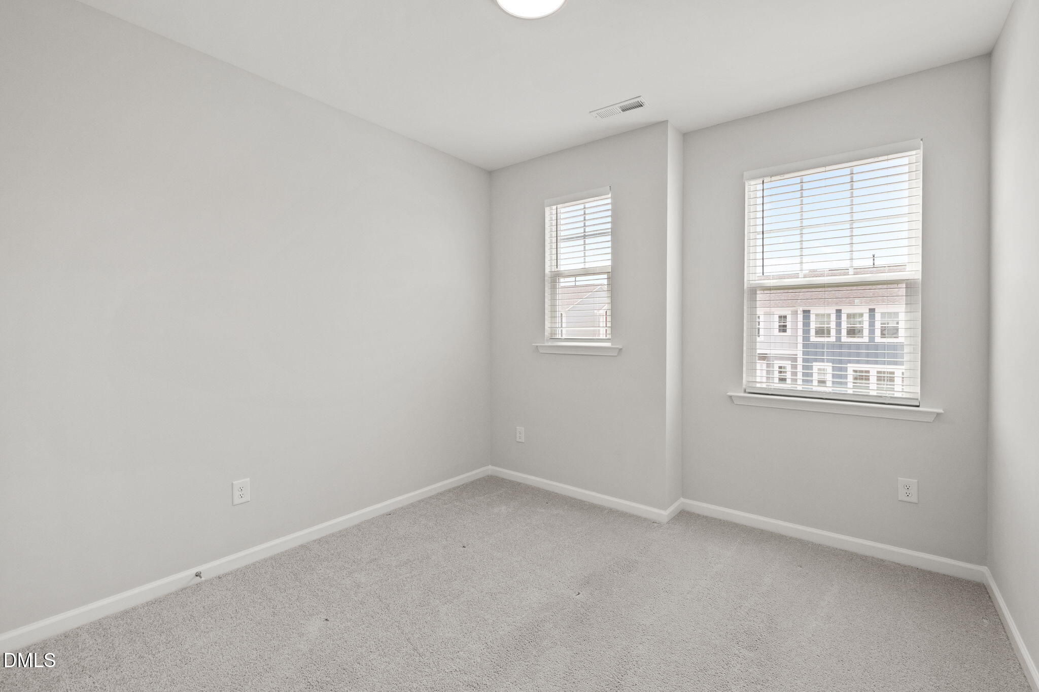 1039 Commack Drive Property Photo 30