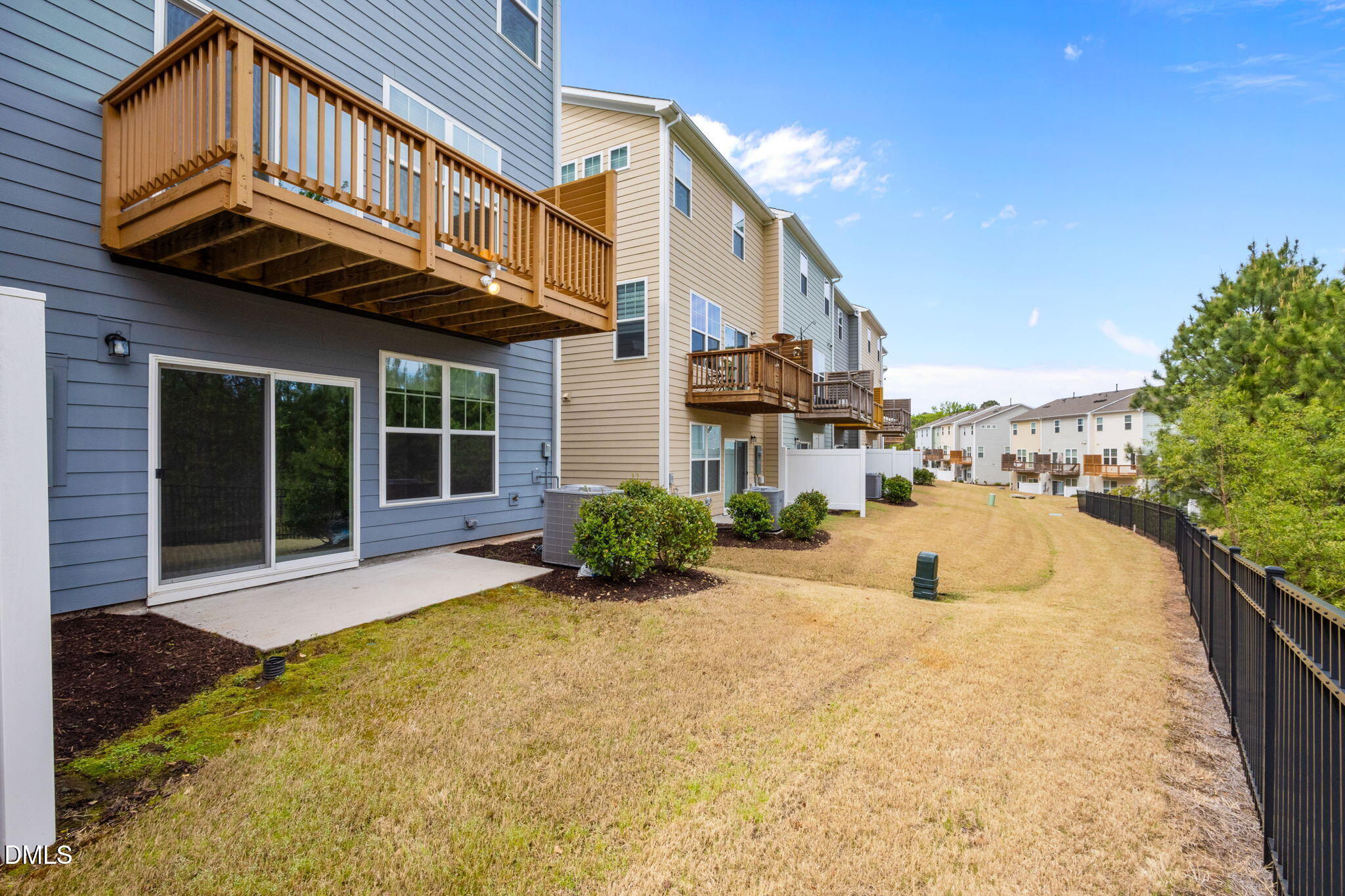 1039 Commack Drive Property Photo 44