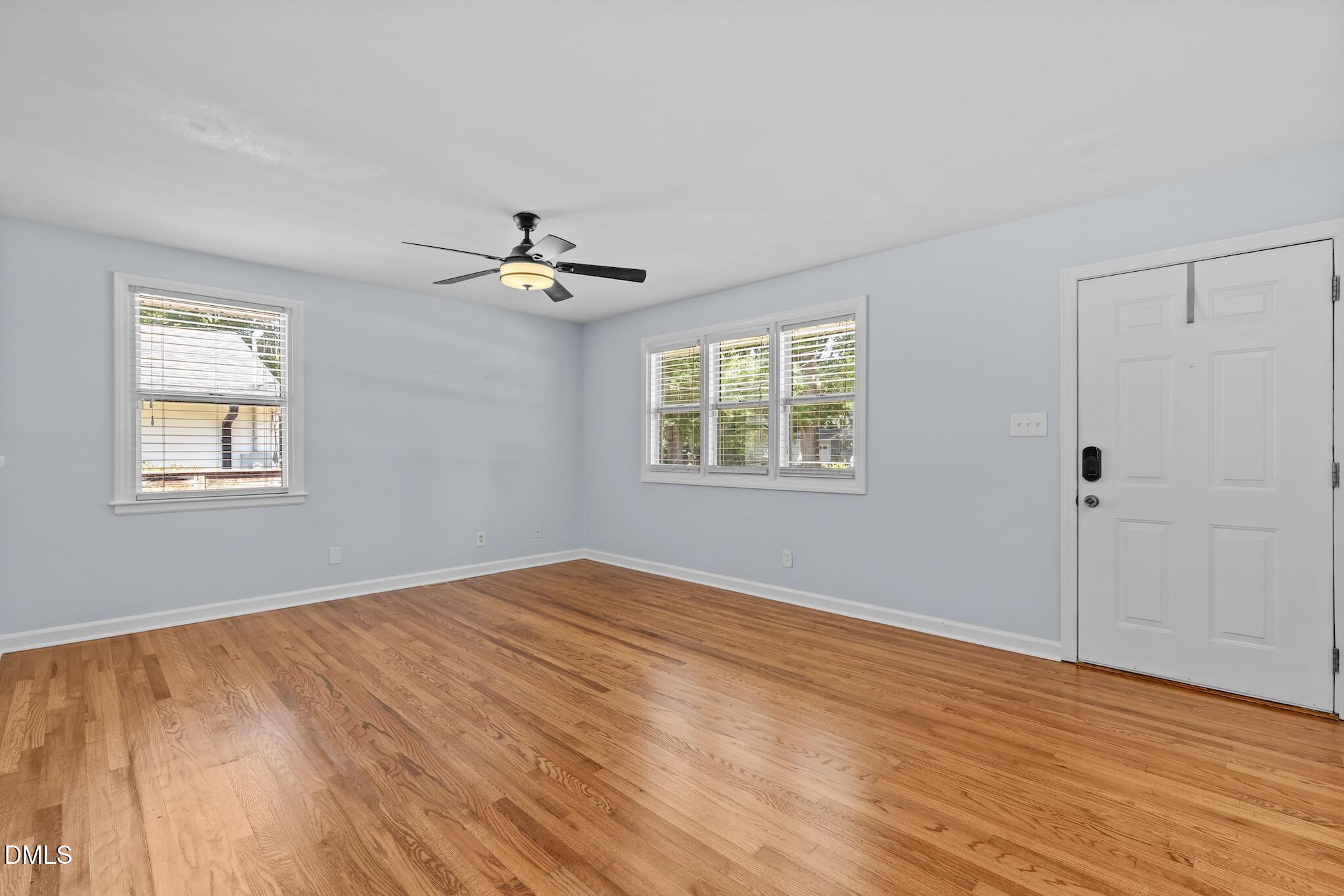 2115 Bellaire Avenue Property Photo 4