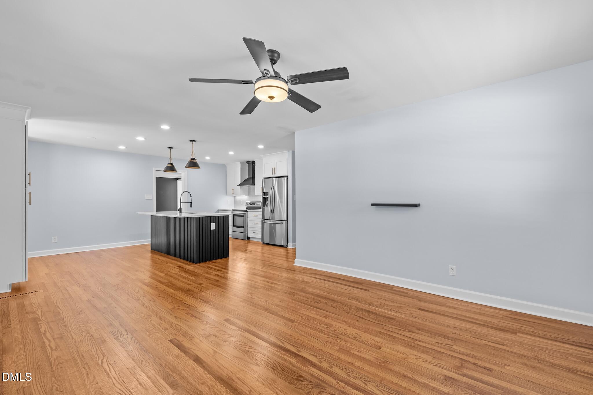 2115 Bellaire Avenue Property Photo 5