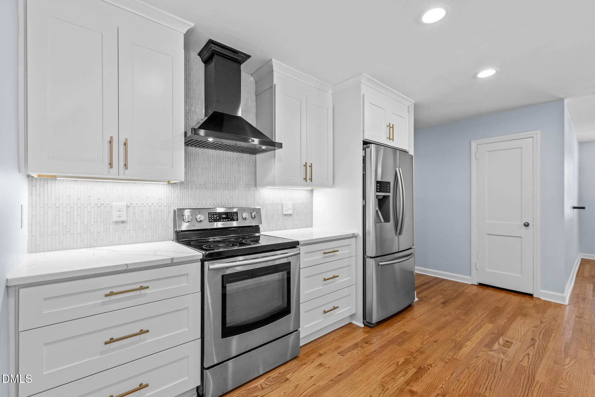 2115 Bellaire Avenue Property Photo 9