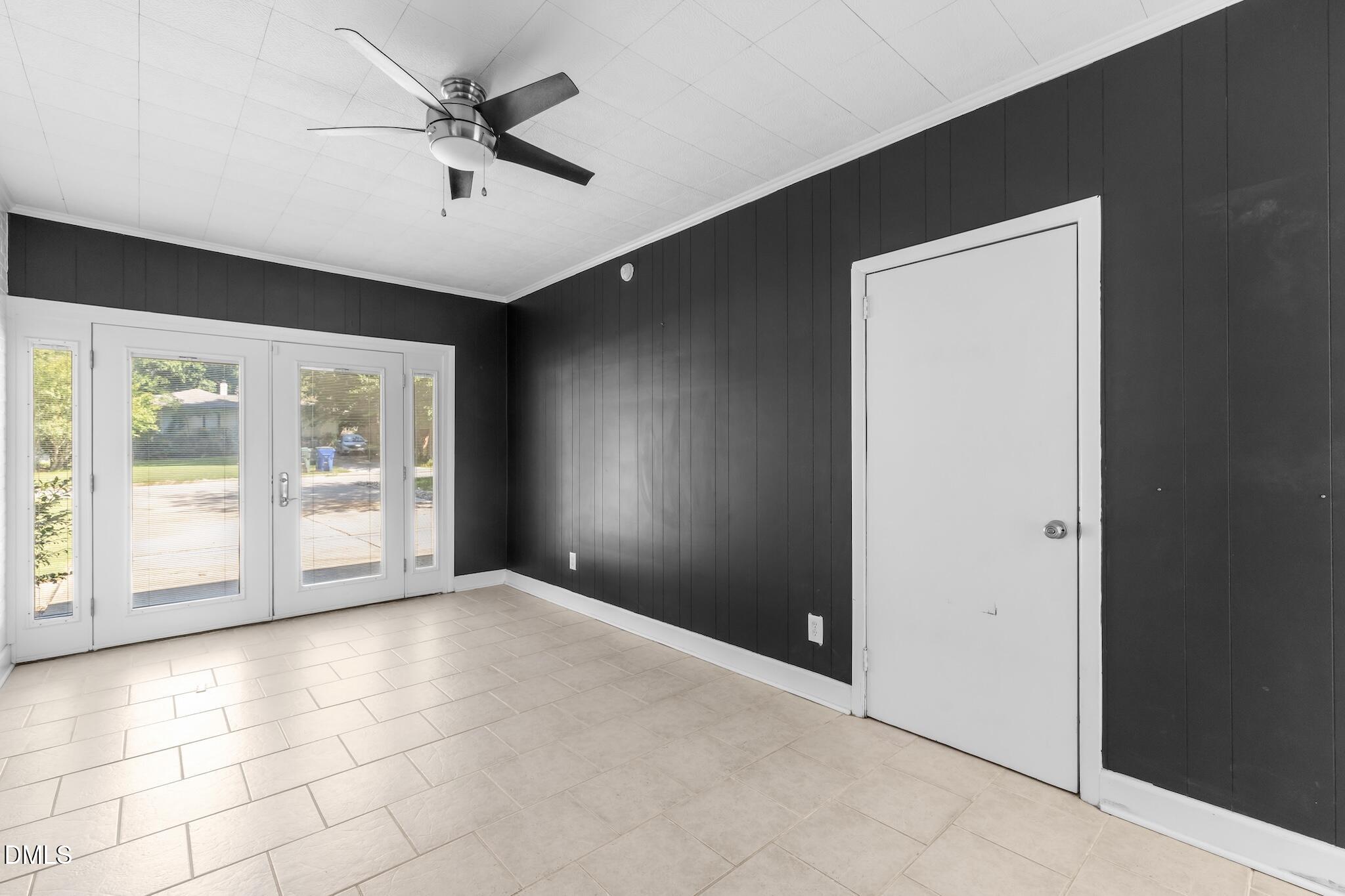 2115 Bellaire Avenue Property Photo 15