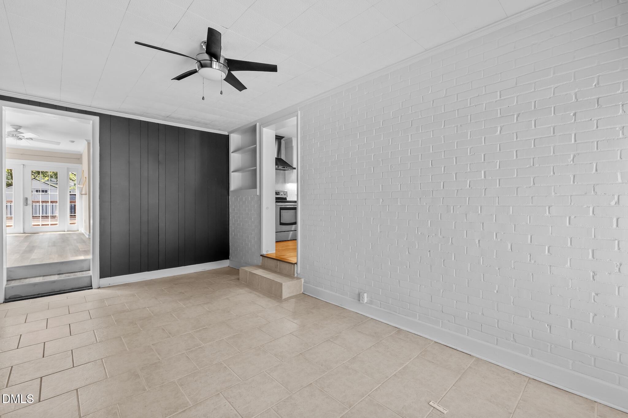 2115 Bellaire Avenue Property Photo 16