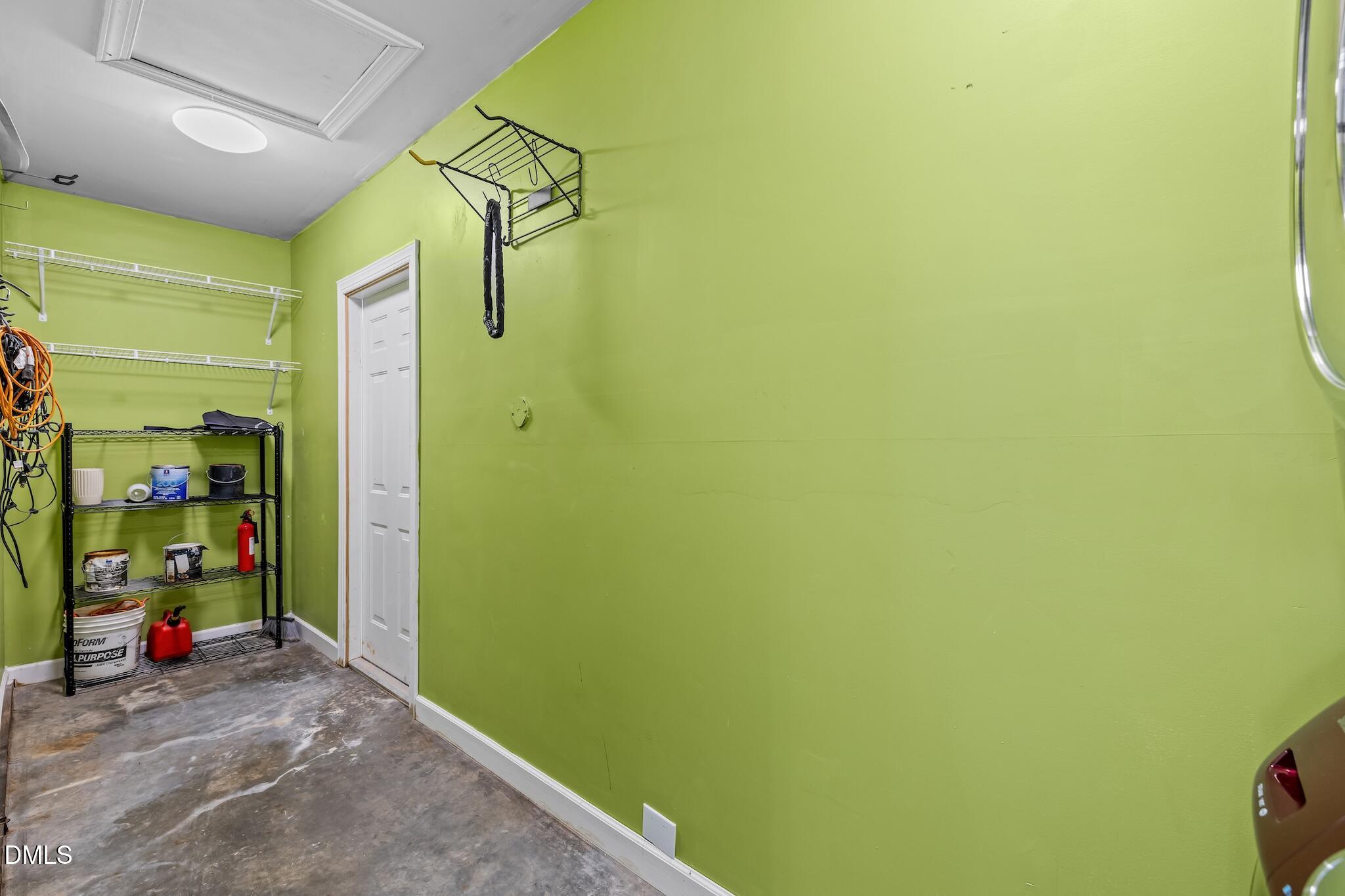 2115 Bellaire Avenue Property Photo 17