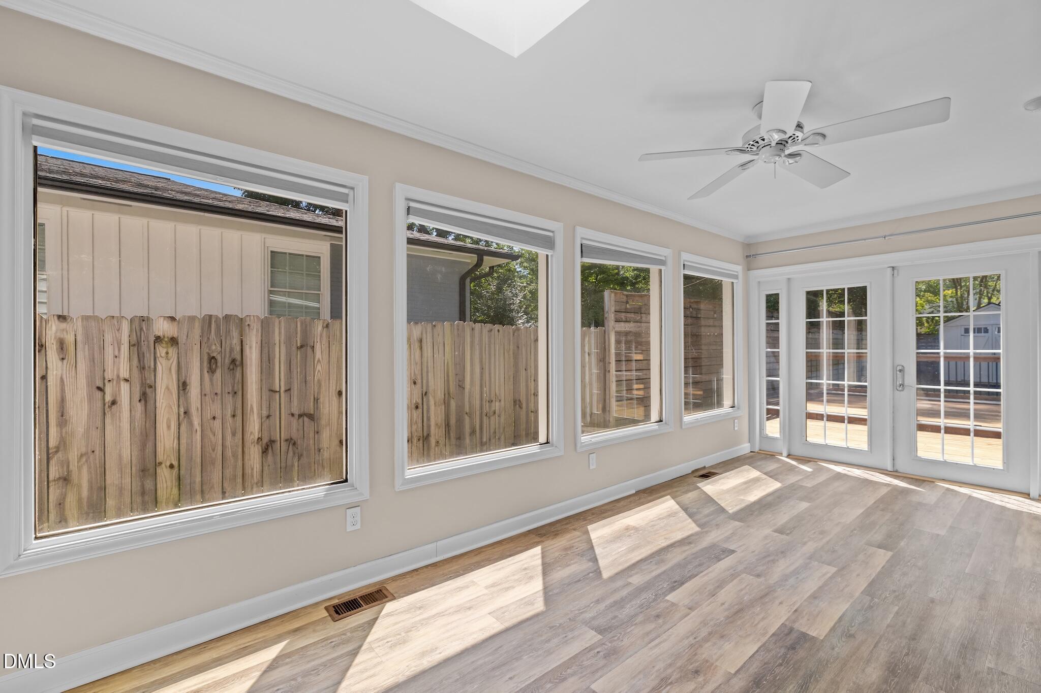 2115 Bellaire Avenue Property Photo 20