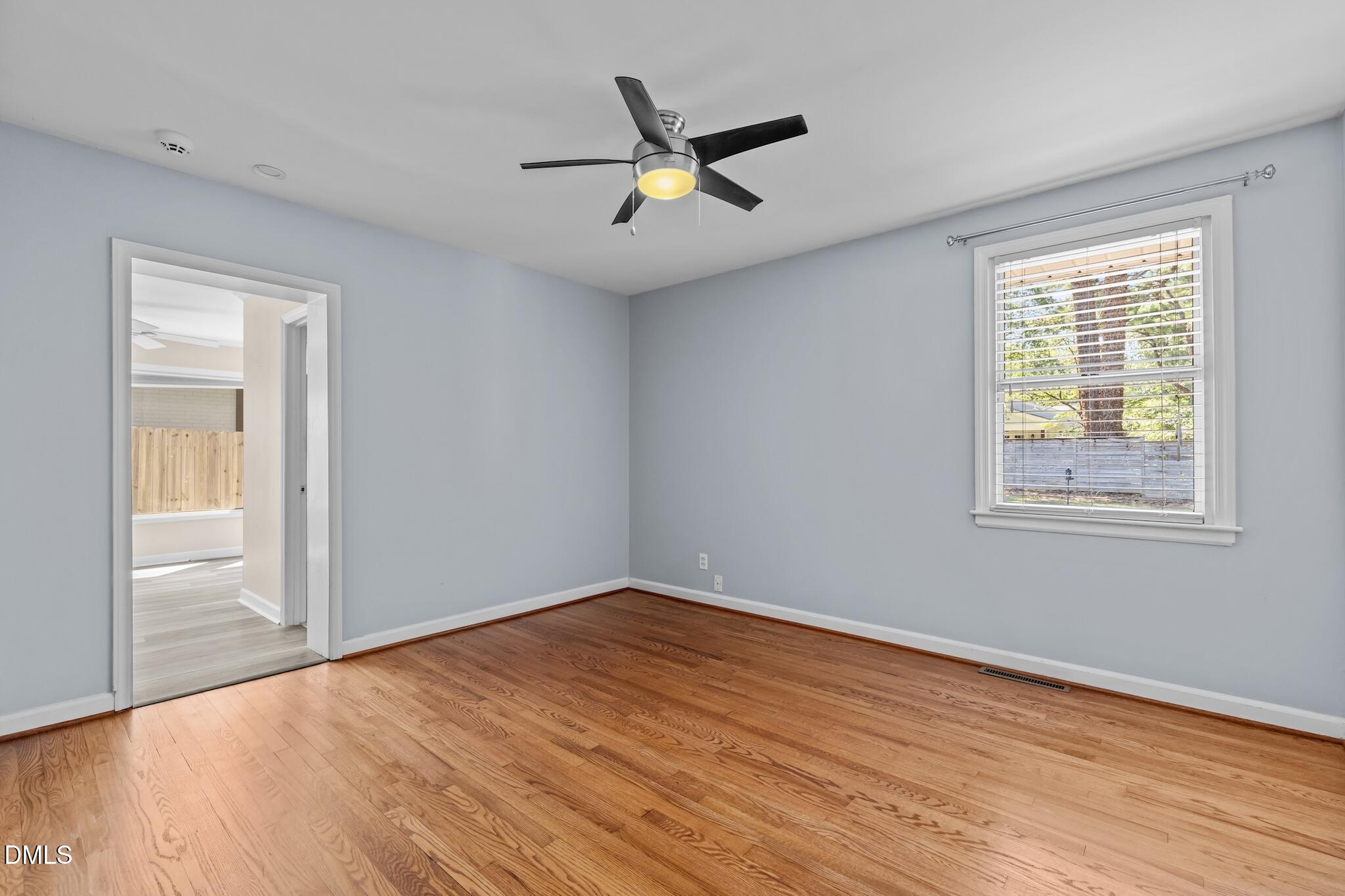 2115 Bellaire Avenue Property Photo 24