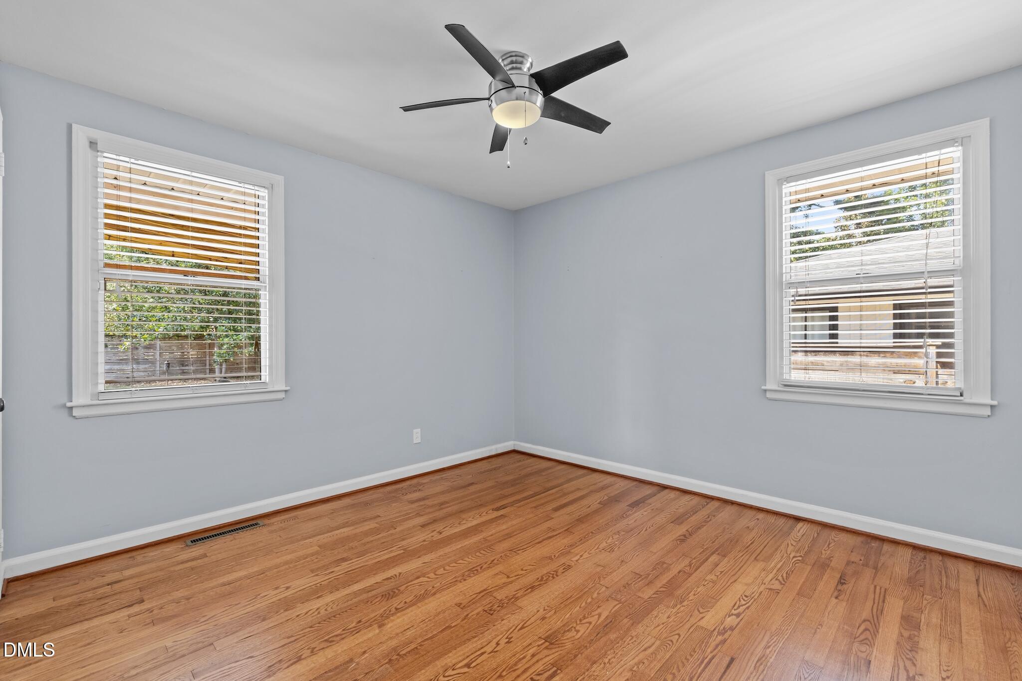 2115 Bellaire Avenue Property Photo 26