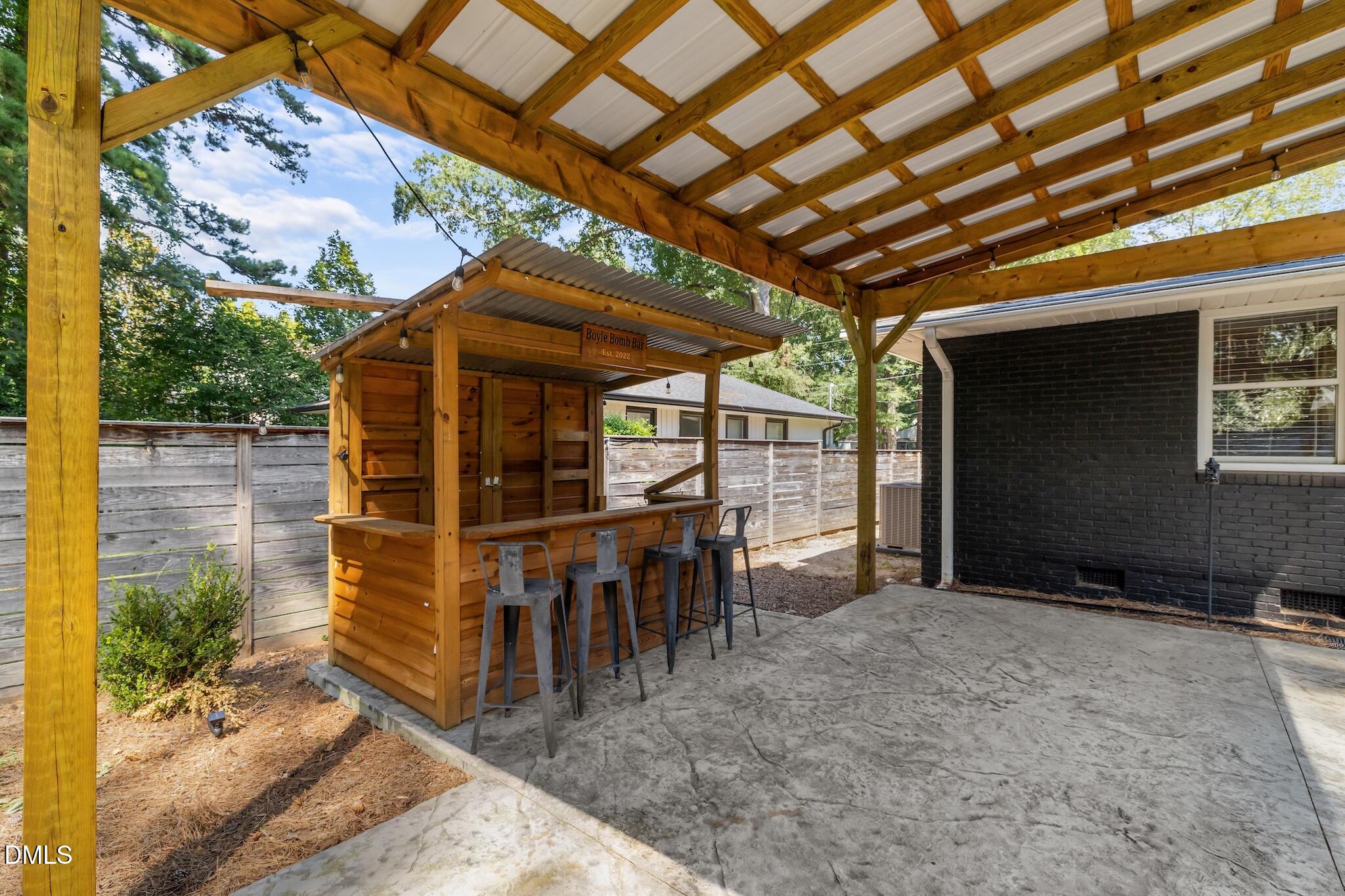 2115 Bellaire Avenue Property Photo 37