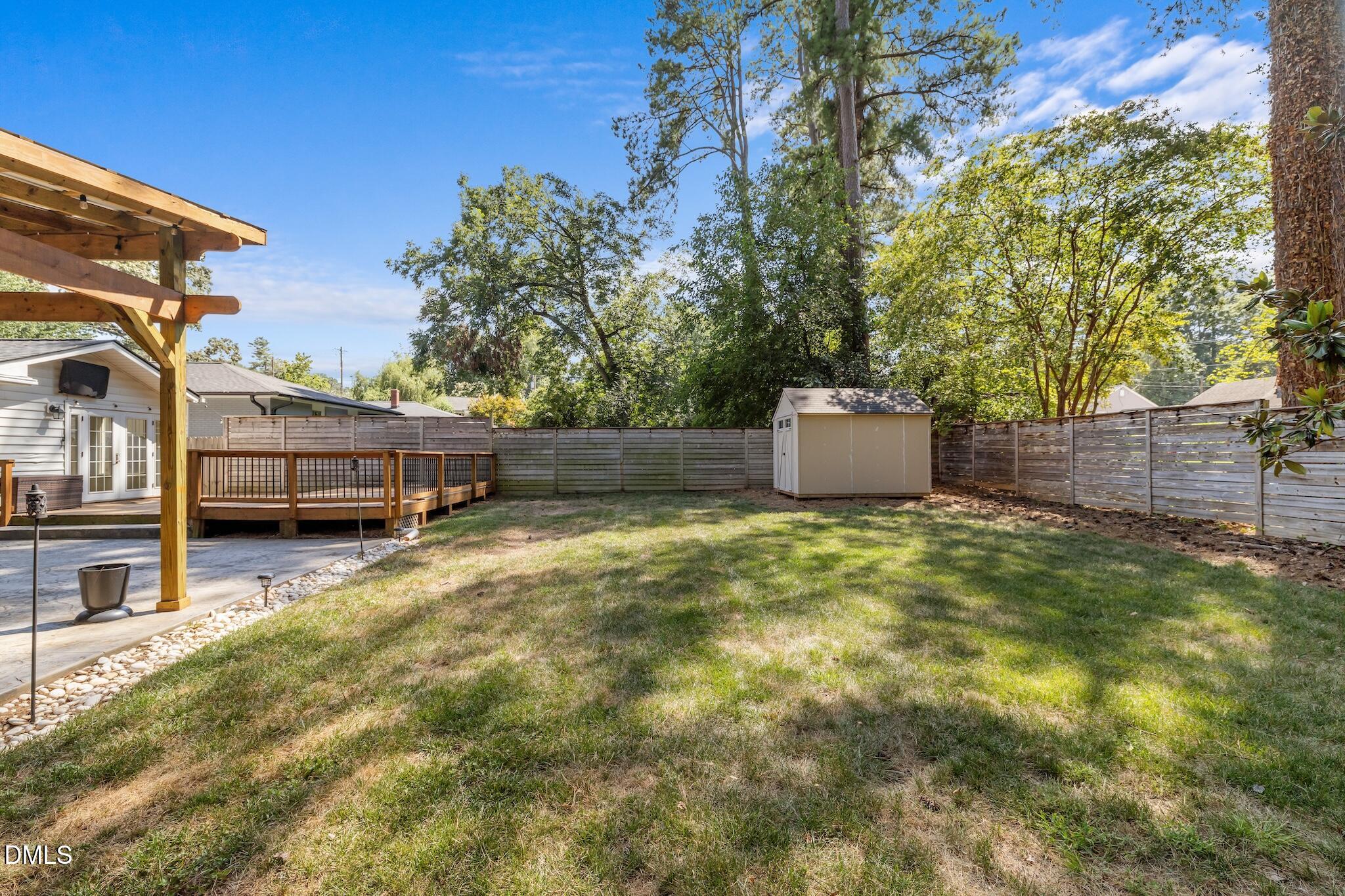 2115 Bellaire Avenue Property Photo 39