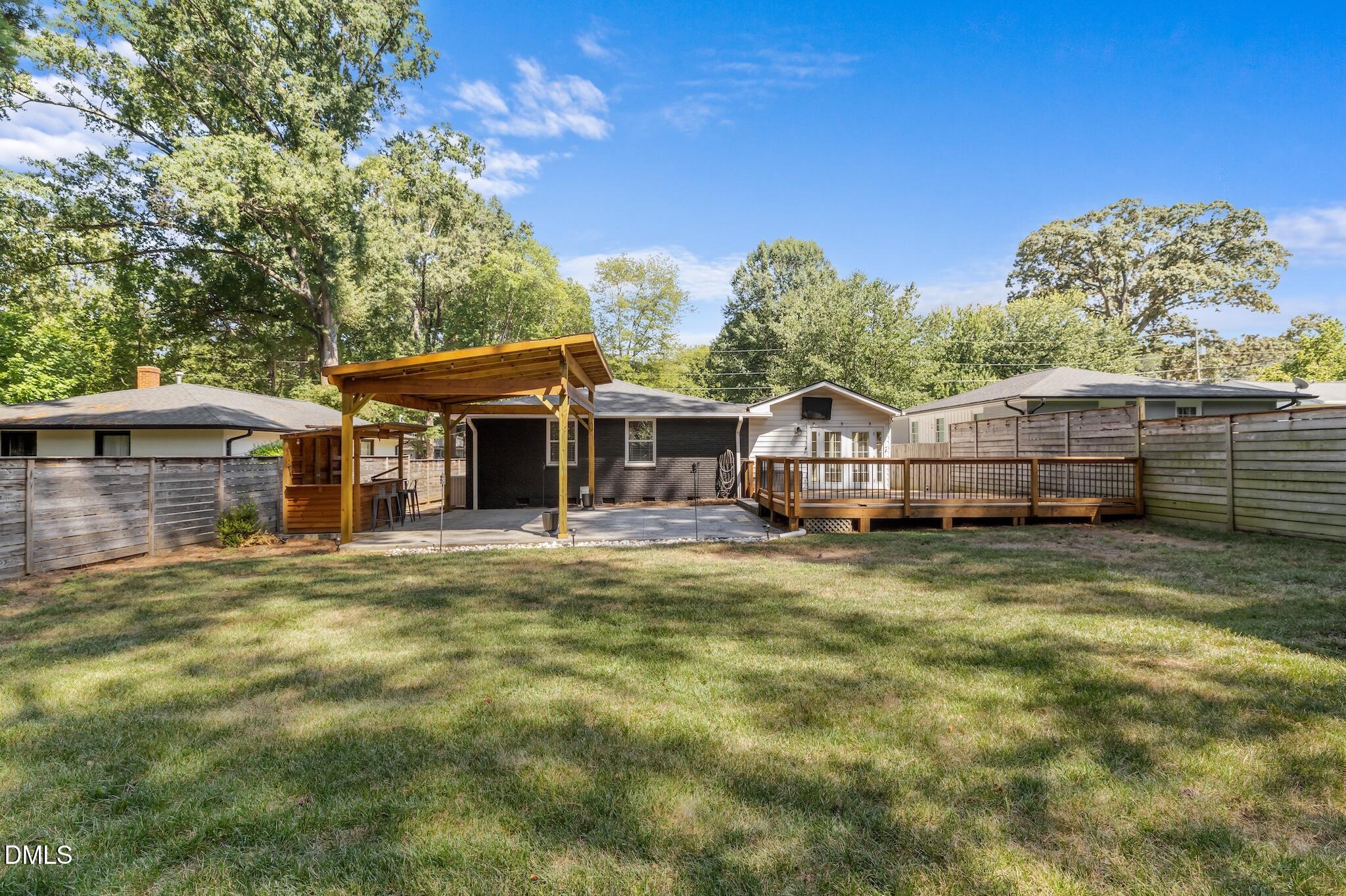 2115 Bellaire Avenue Property Photo 41