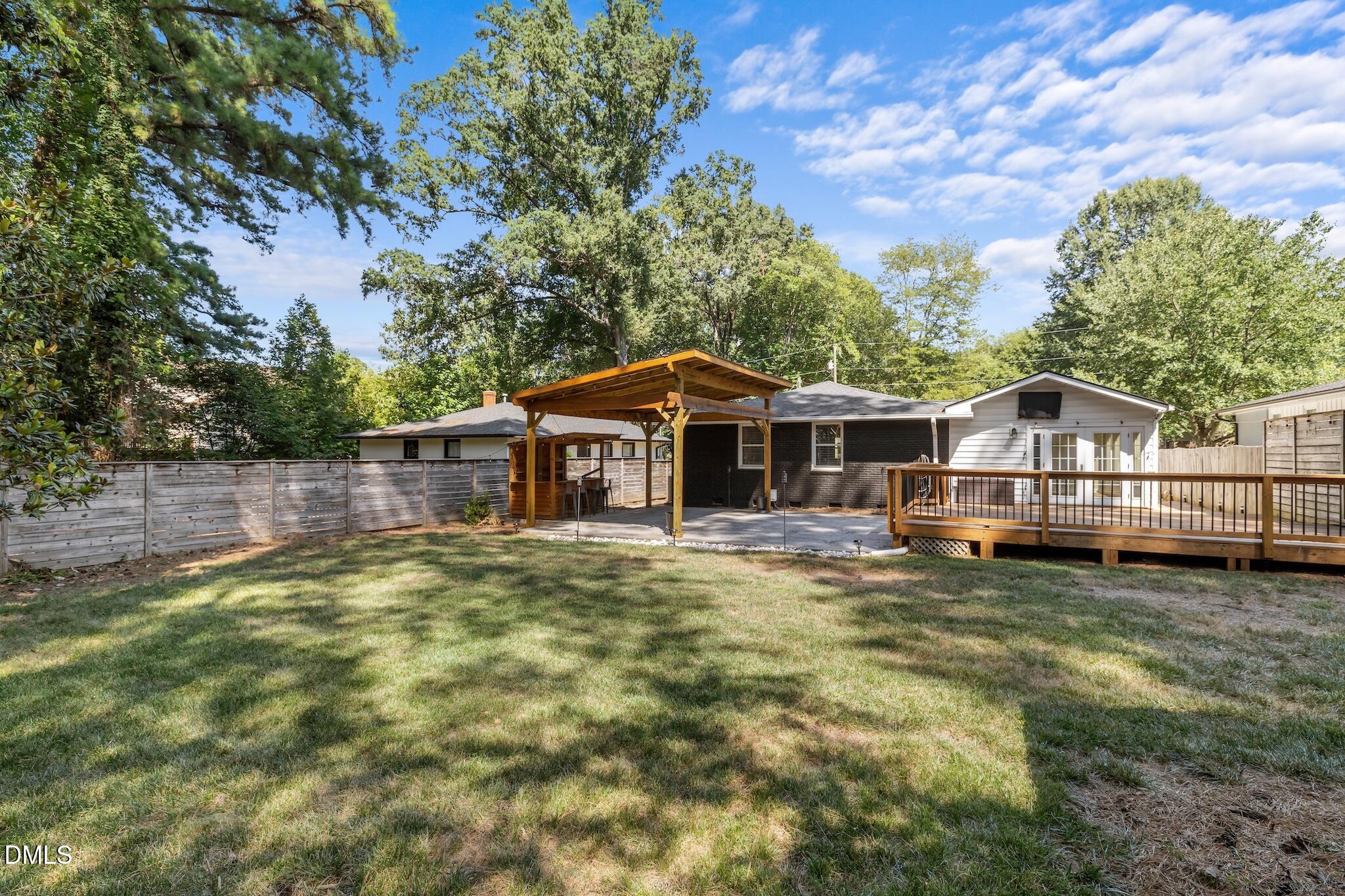 2115 Bellaire Avenue Property Photo 42