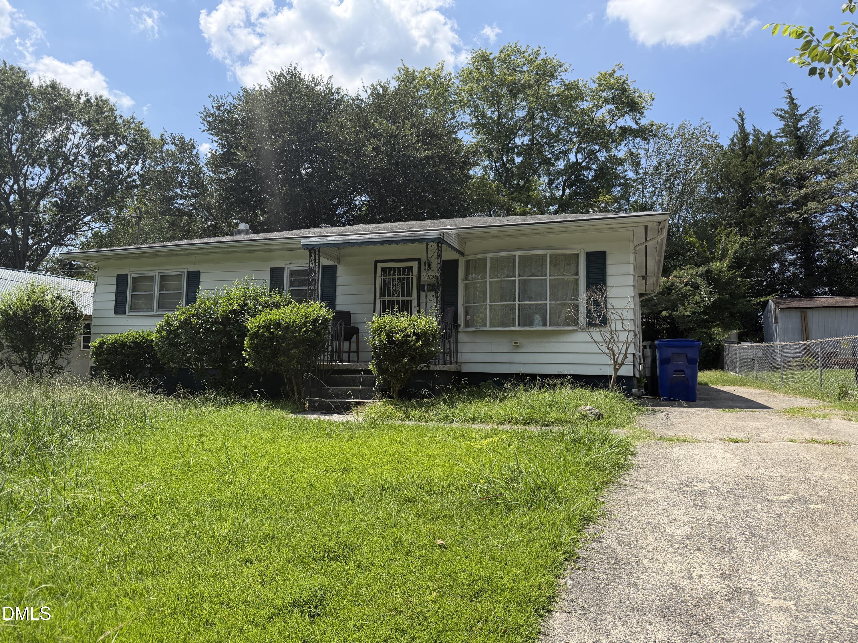 2404 Chapin Street Property Photo 1
