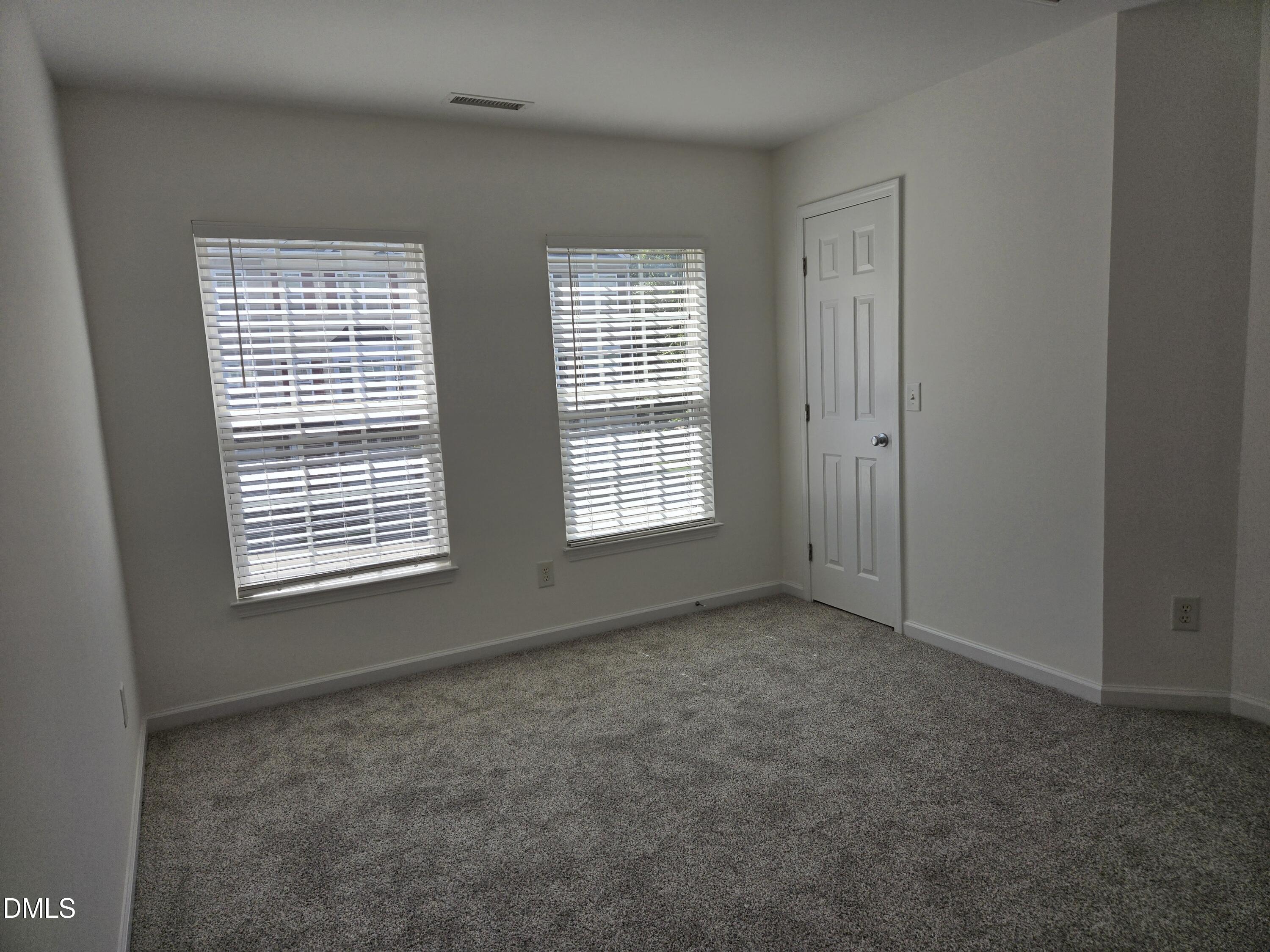 3005 Courtney Creek Boulevard Property Photo 12