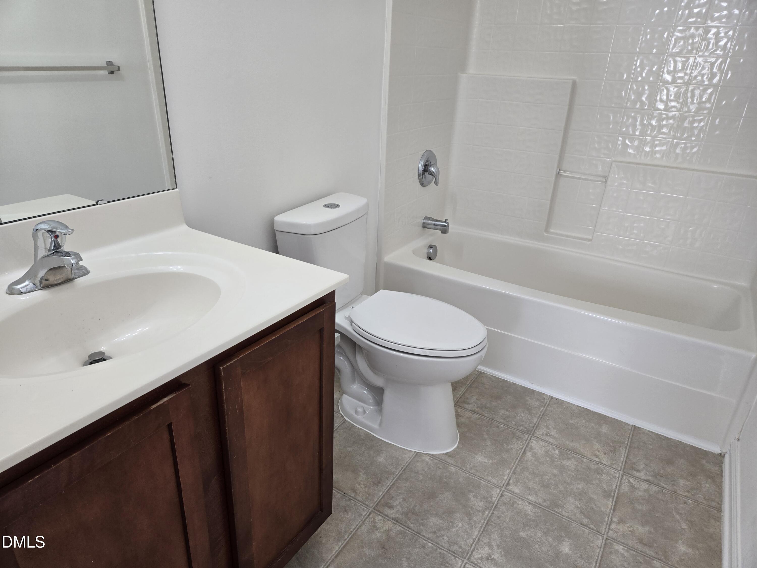 3005 Courtney Creek Boulevard Property Photo 14