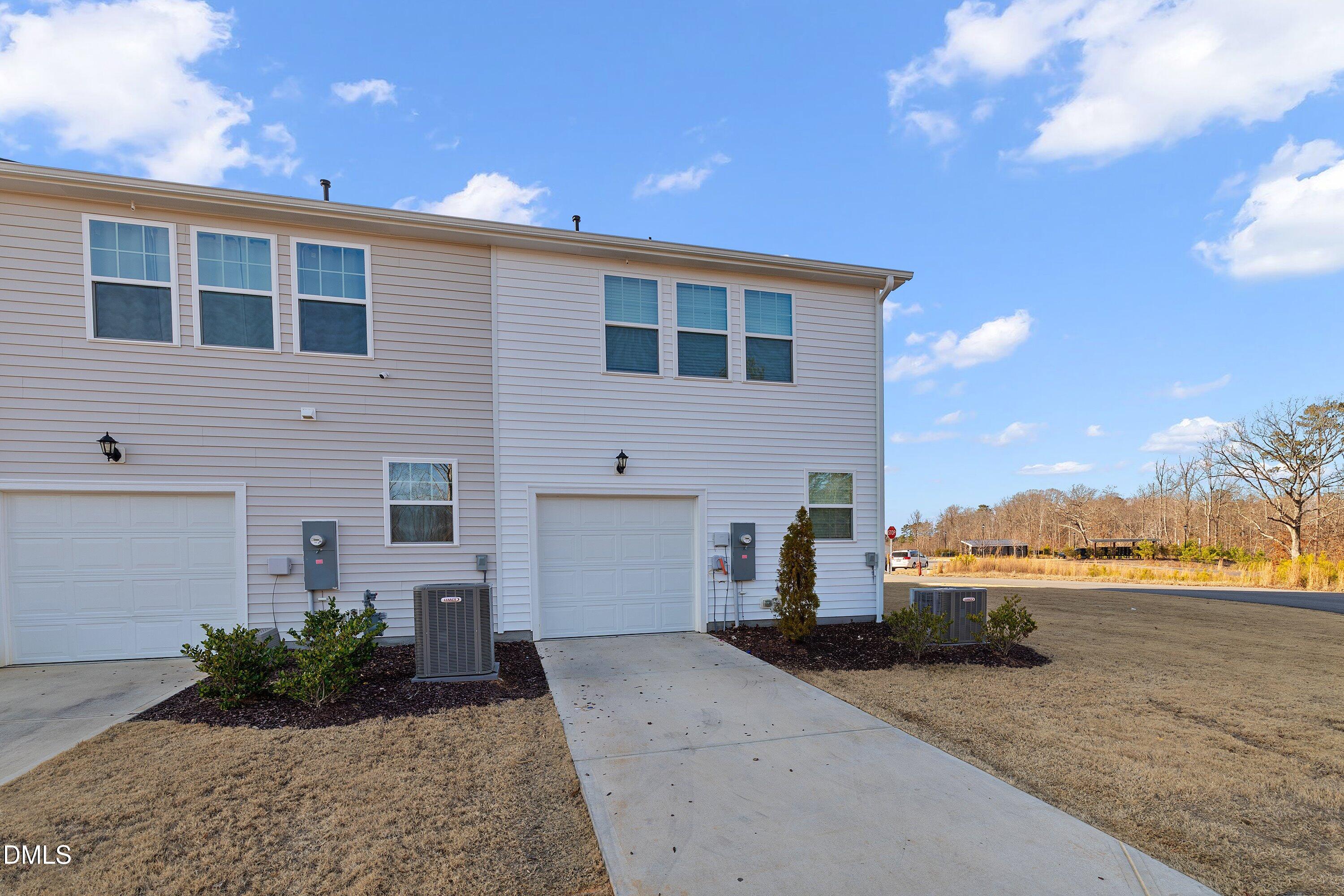 389 Channel Drop Drive Property Photo 2