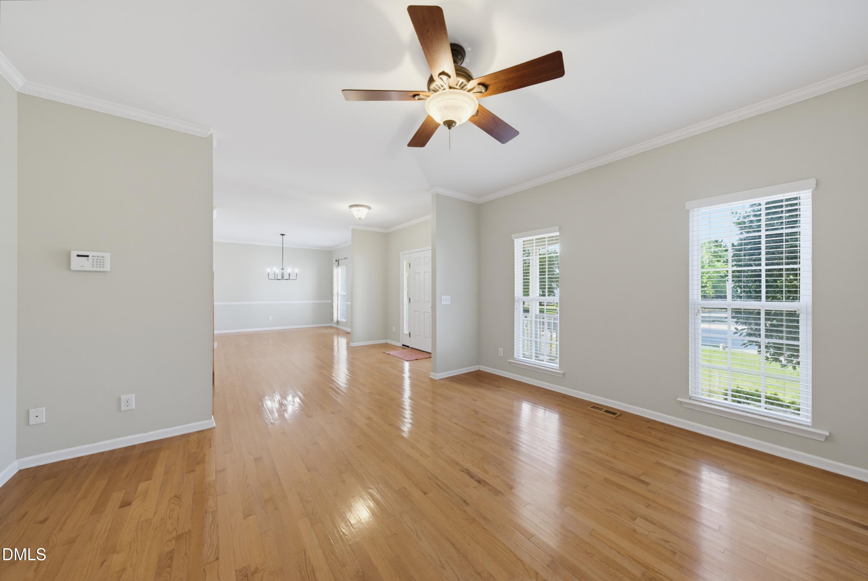 2536 Gregmoor Court Property Photo 5