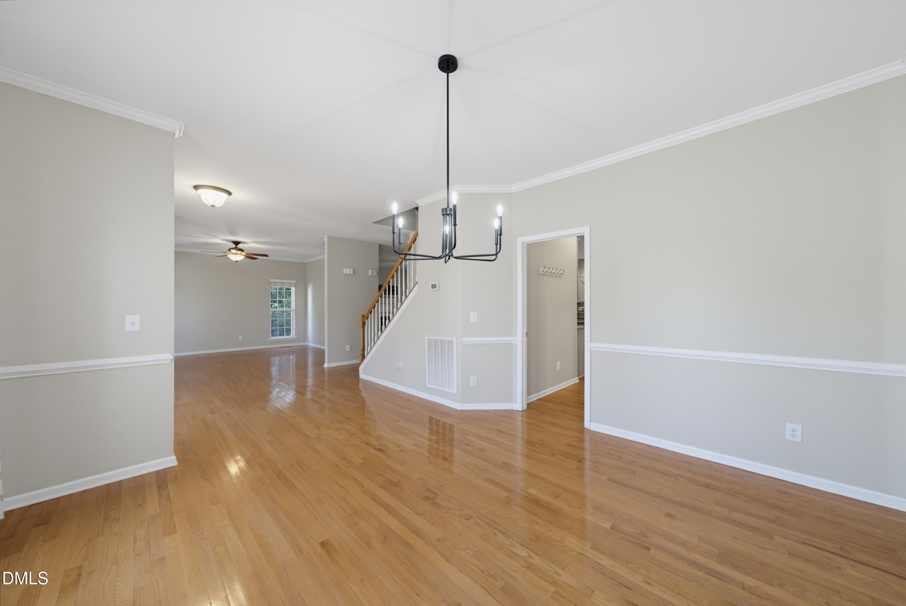 2536 Gregmoor Court Property Photo 7