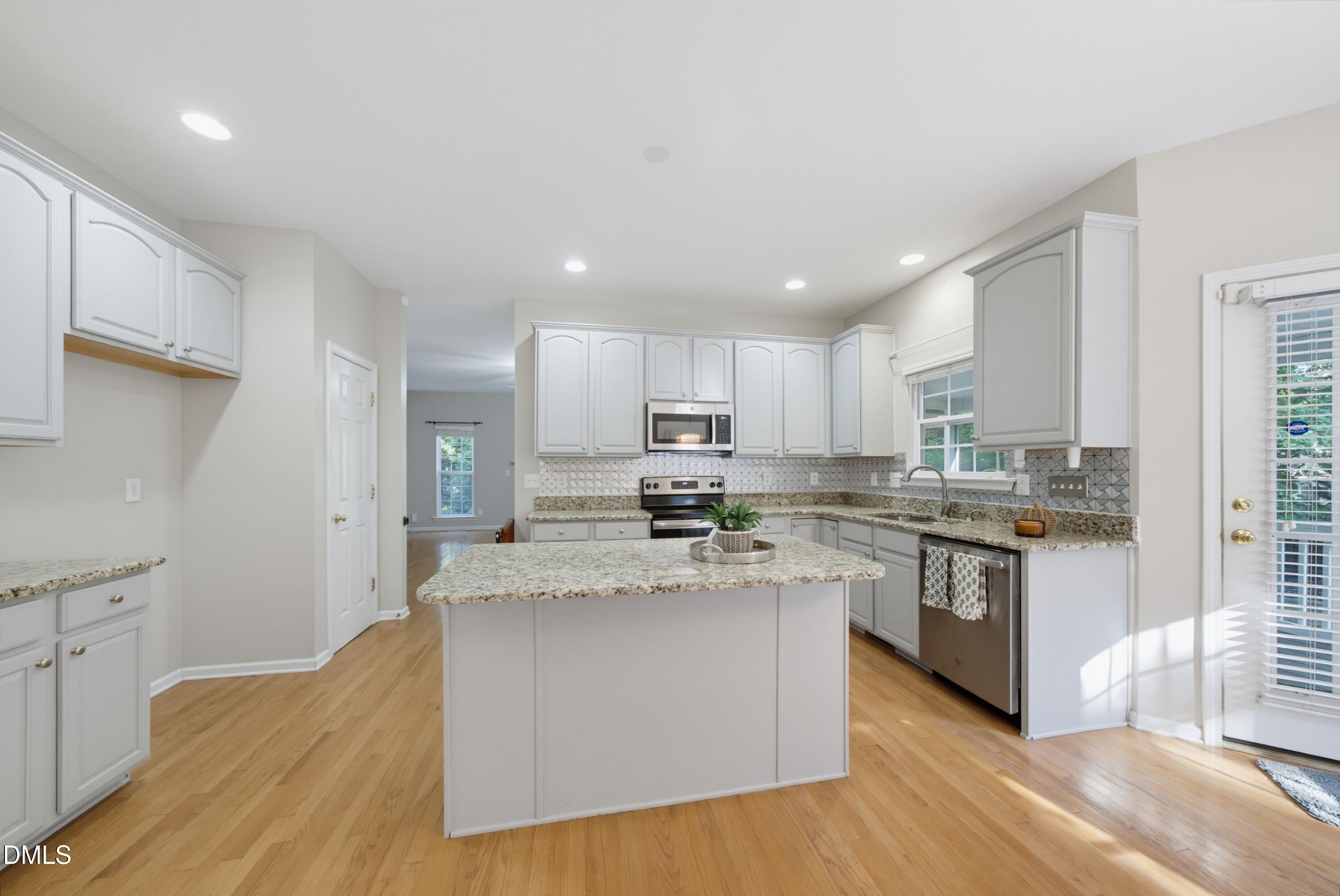2536 Gregmoor Court Property Photo 10