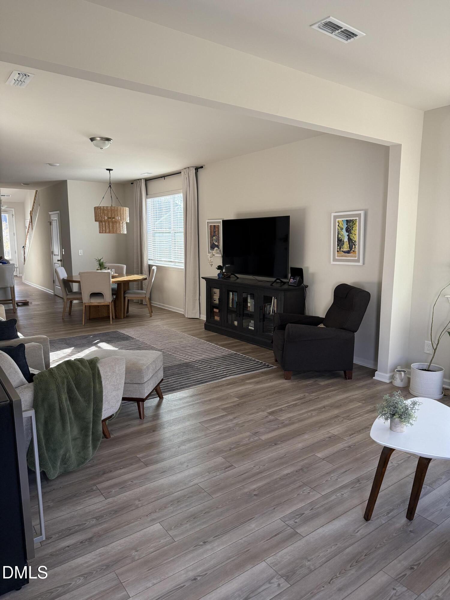 128 Umbrella Way Property Photo 6