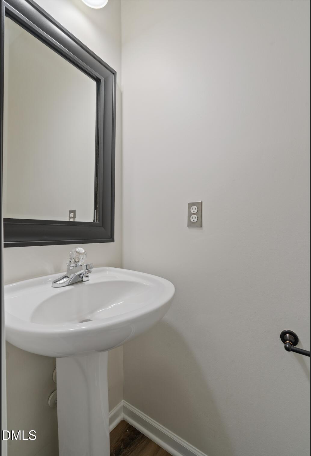 930 Pristine Lane Property Photo 8