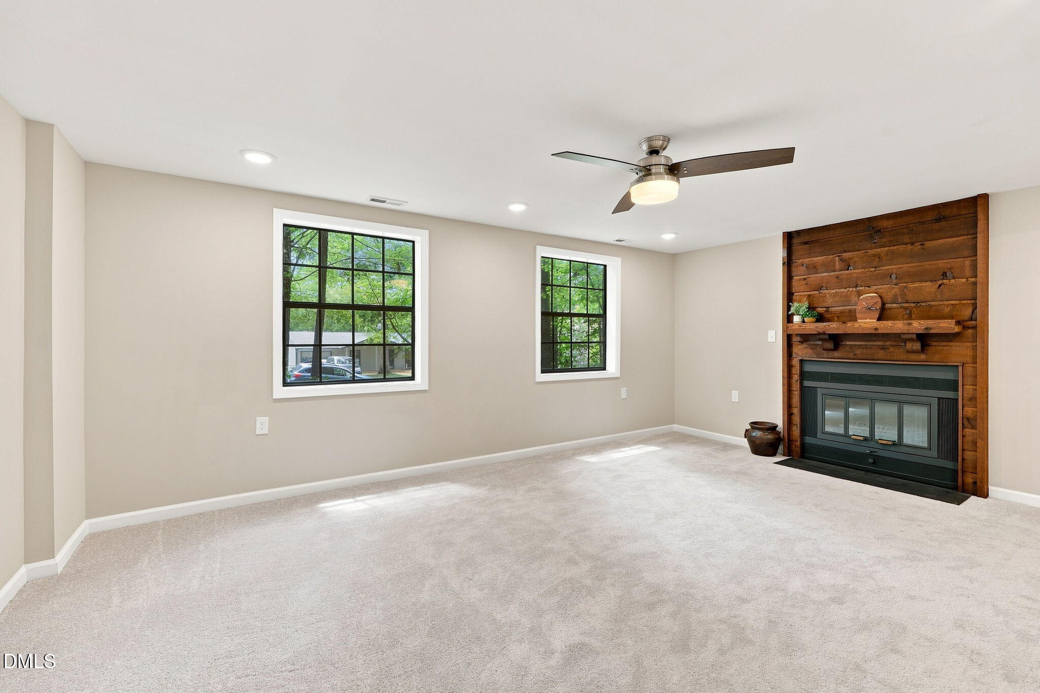 1006 Suterland Road Property Photo 18