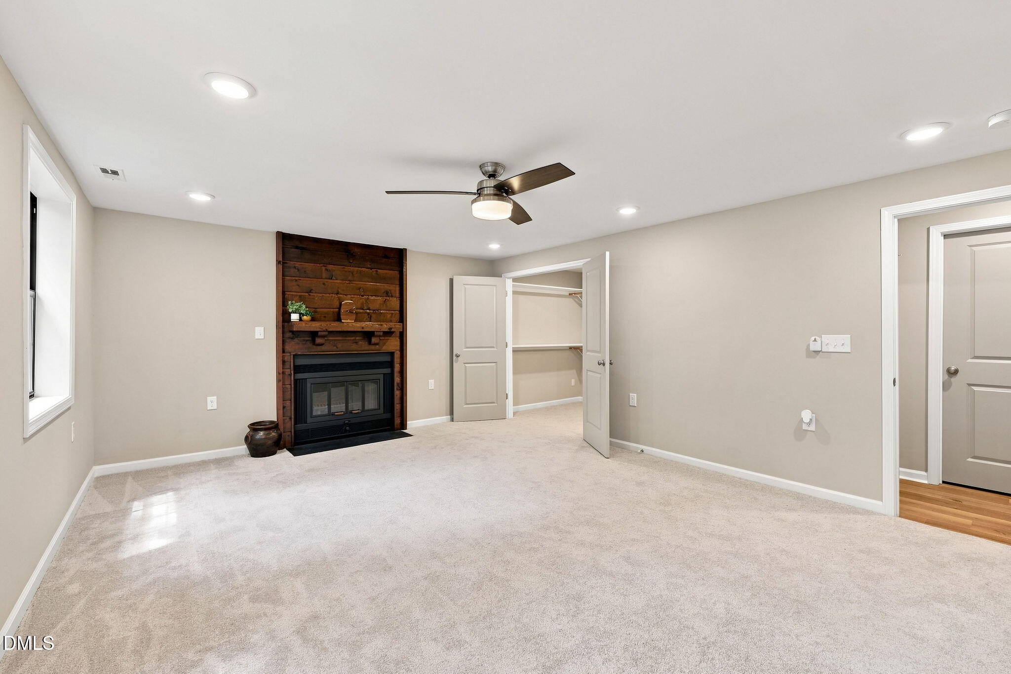 1006 Suterland Road Property Photo 20