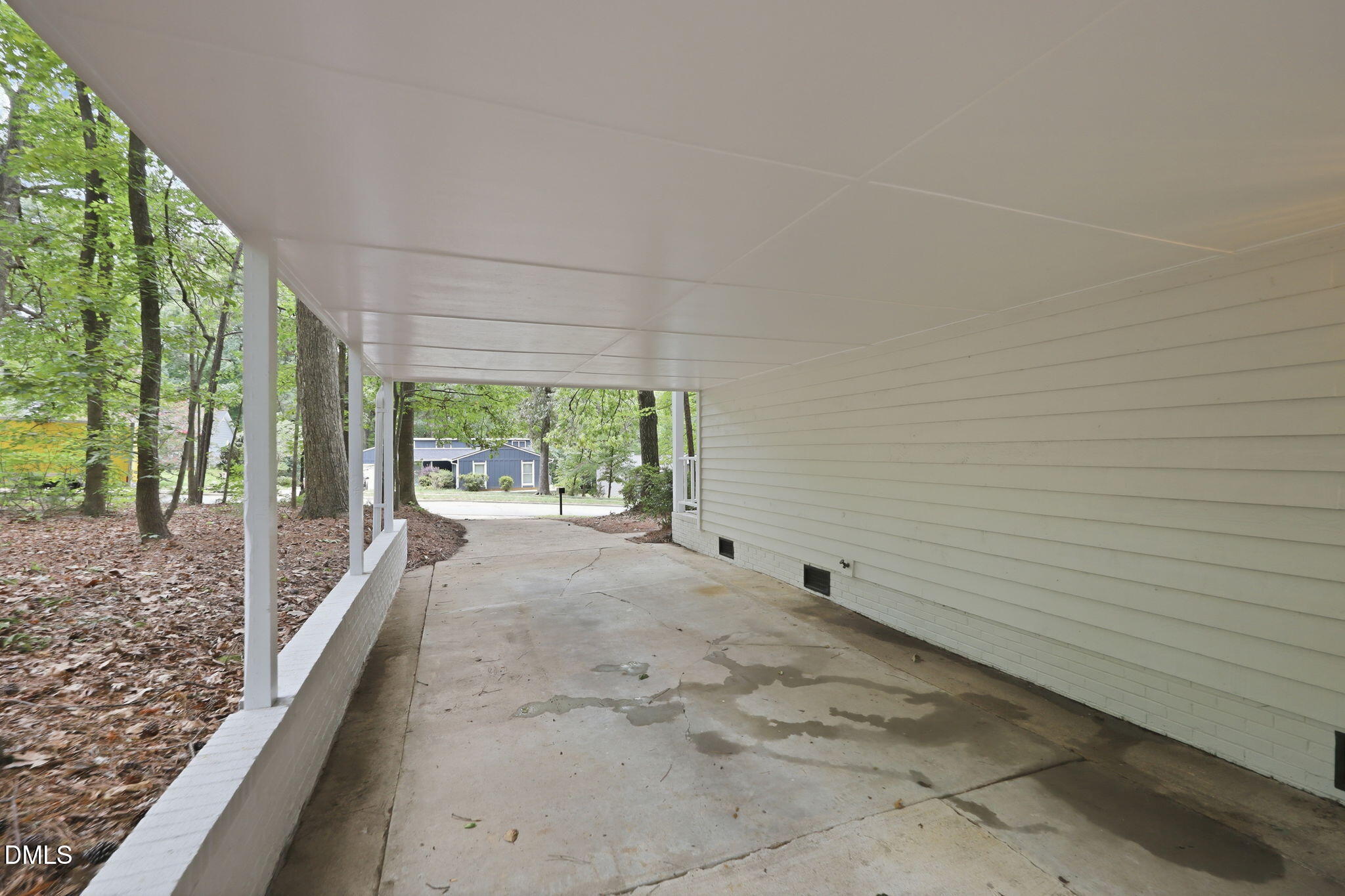 1006 Suterland Road Property Photo 42