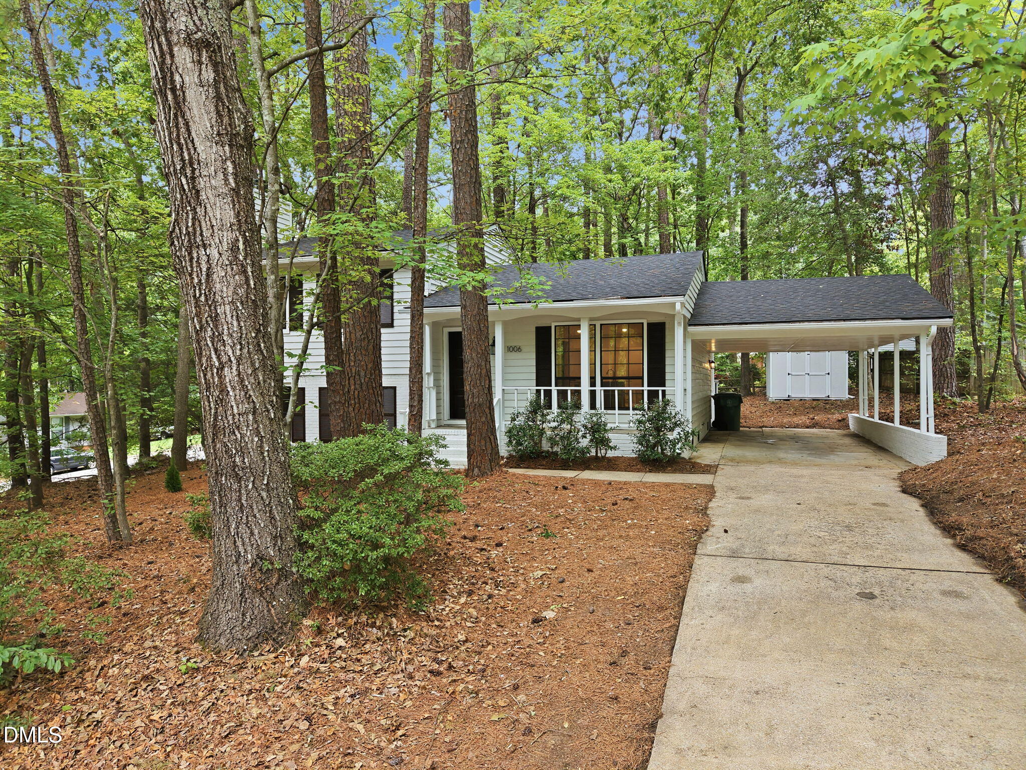 1006 Suterland Road Property Photo 46