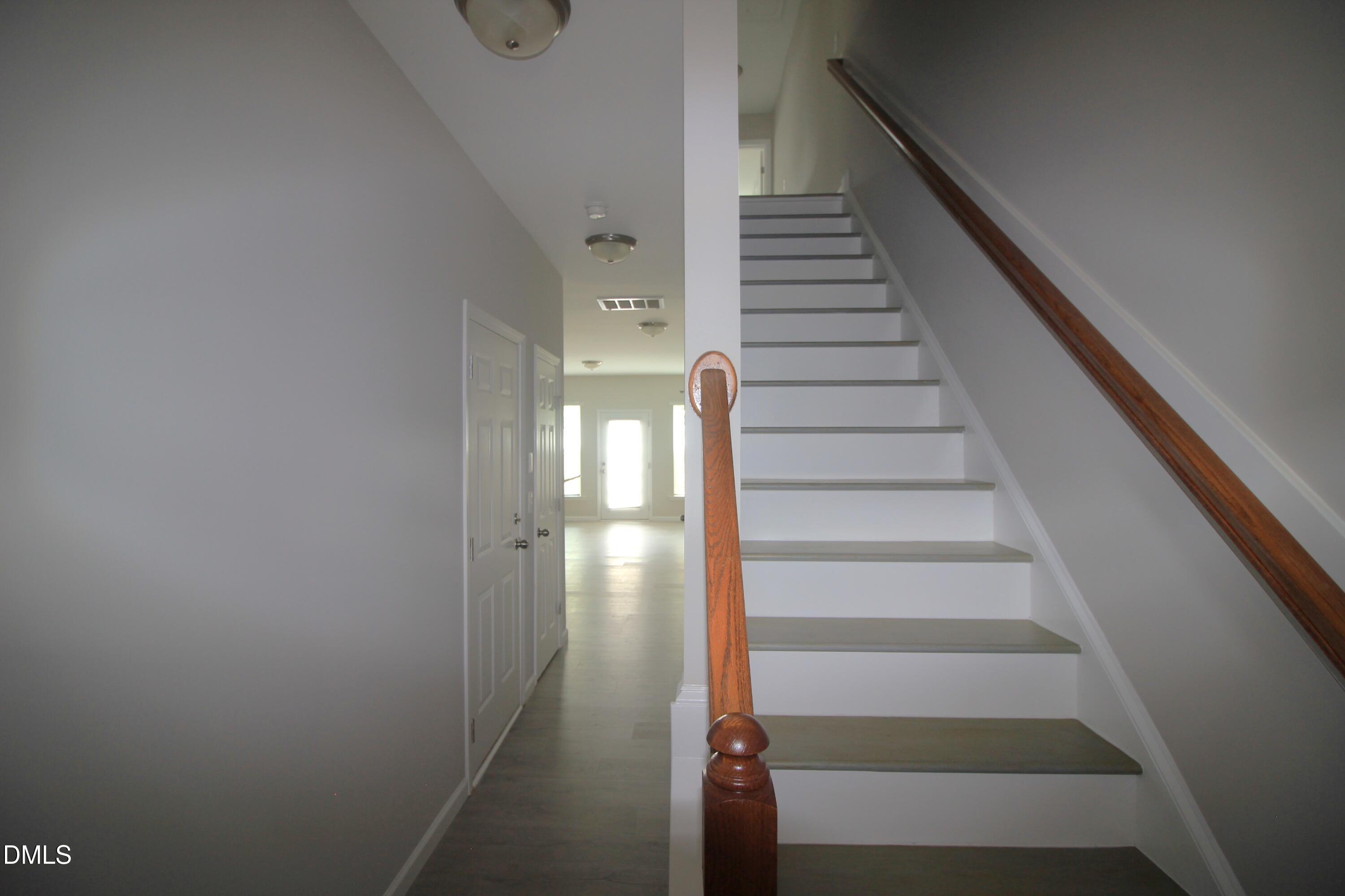405 Stone Flower Lane Property Photo 2