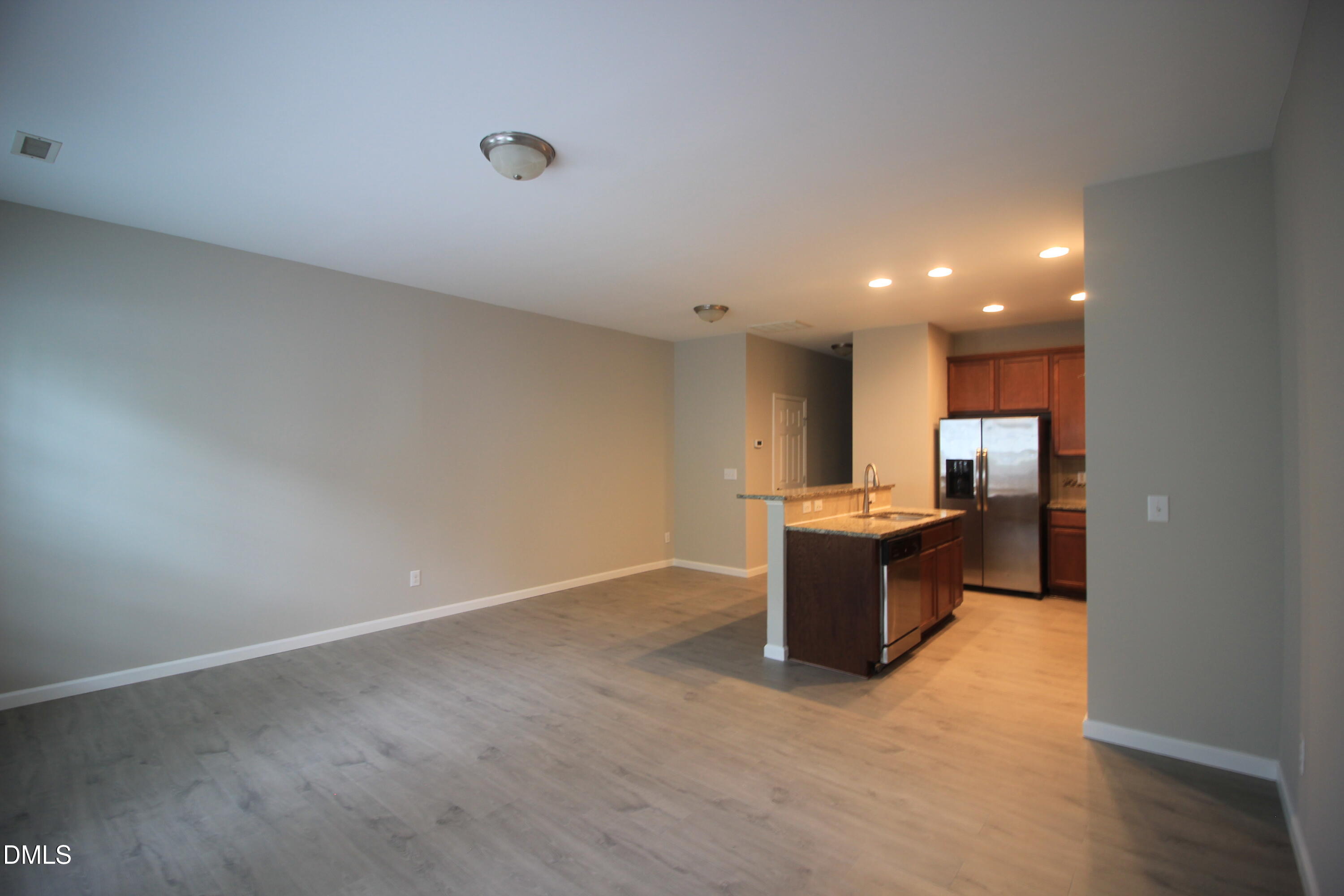 405 Stone Flower Lane Property Photo 6