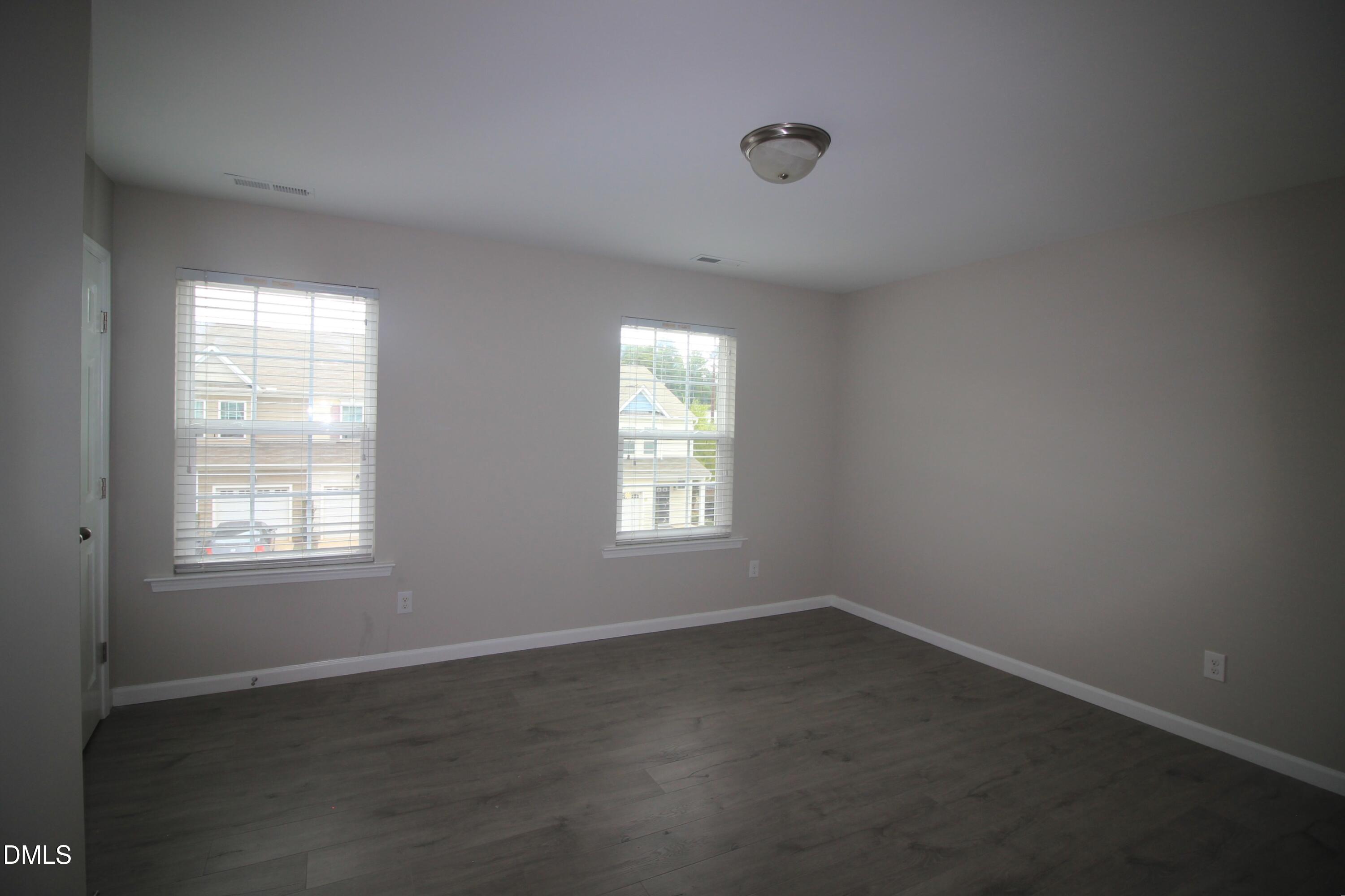 405 Stone Flower Lane Property Photo 14
