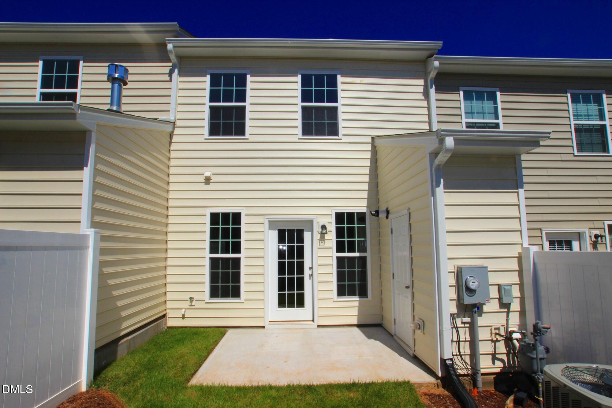 405 Stone Flower Lane Property Photo 16