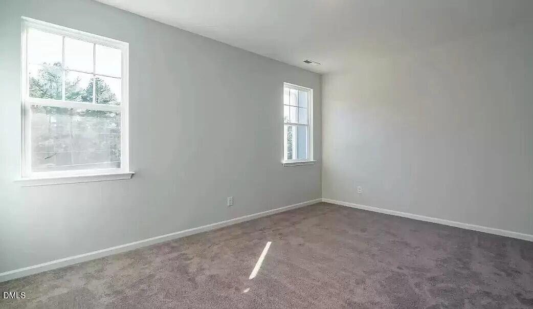 1009 Commack Drive Property Photo 8