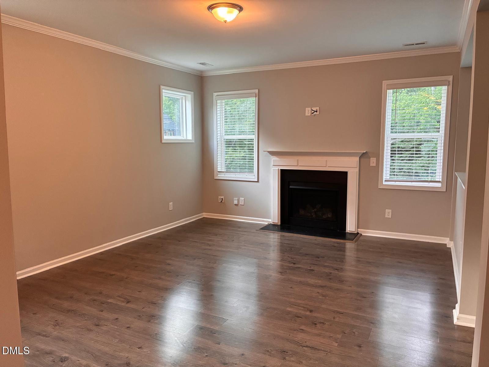 112 W Copenhaver Drive Property Photo 6