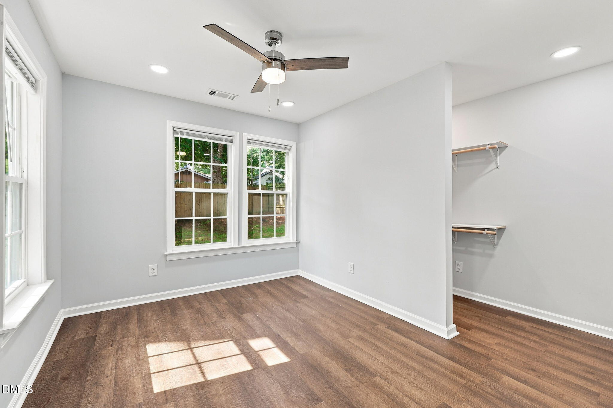 2810 Ashe Street Property Photo 10