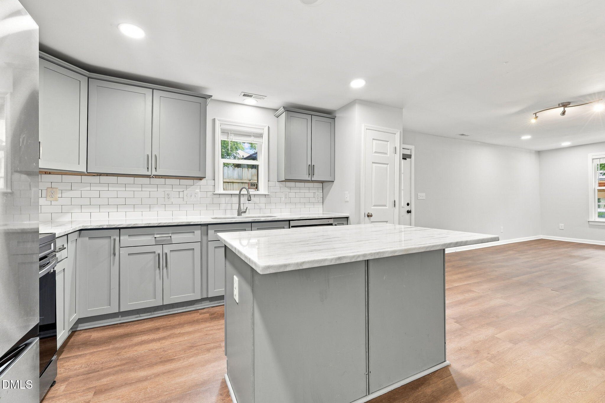 2810 Ashe Street Property Photo 22