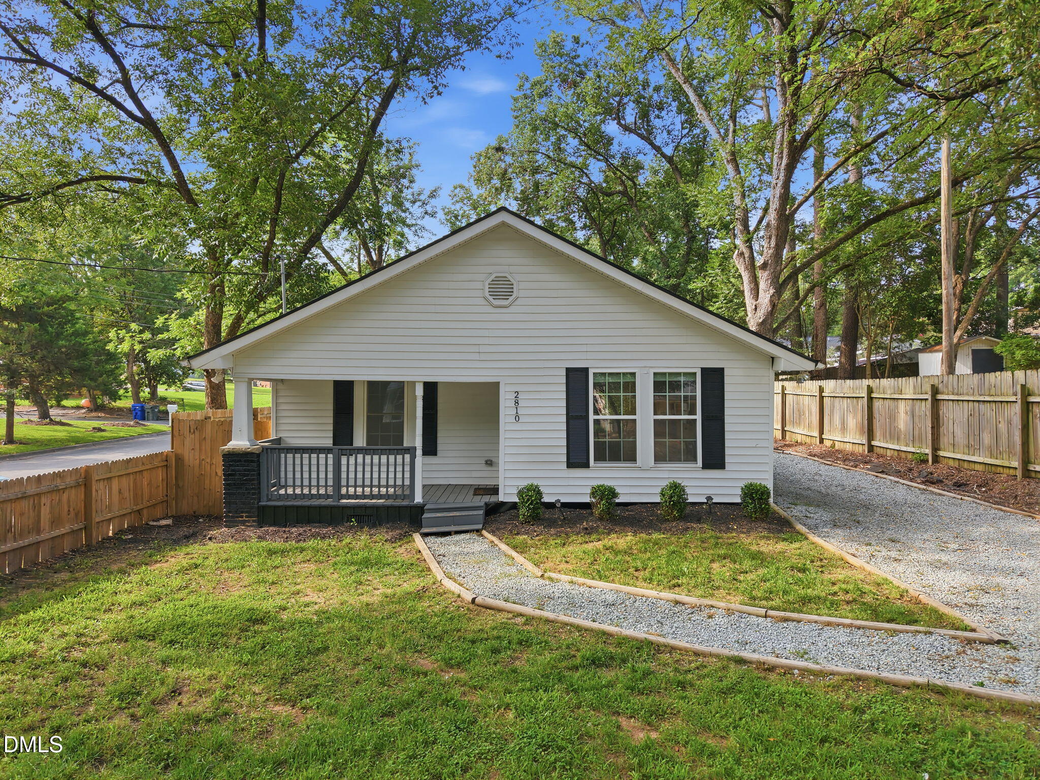 2810 Ashe Street Property Photo 25