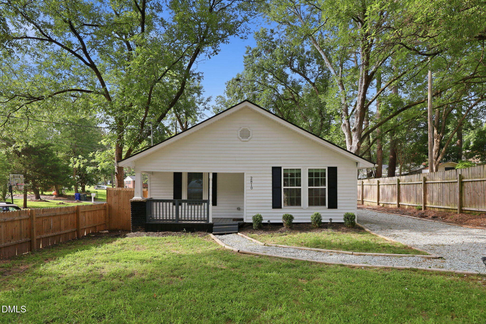 2810 Ashe Street Property Photo 26