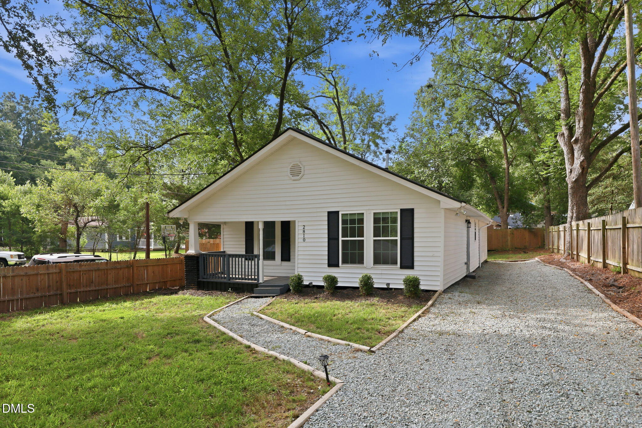 2810 Ashe Street Property Photo 27