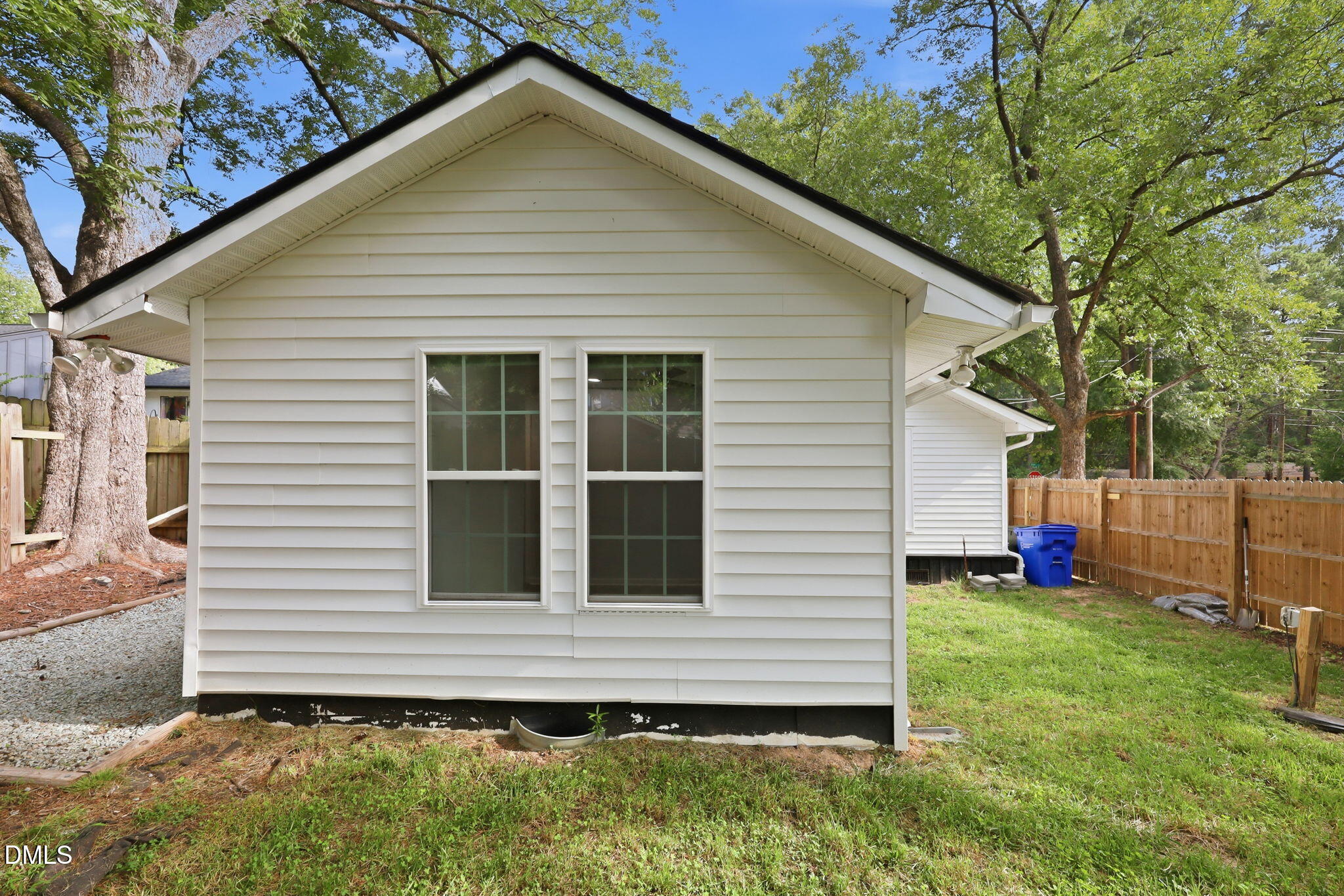 2810 Ashe Street Property Photo 30