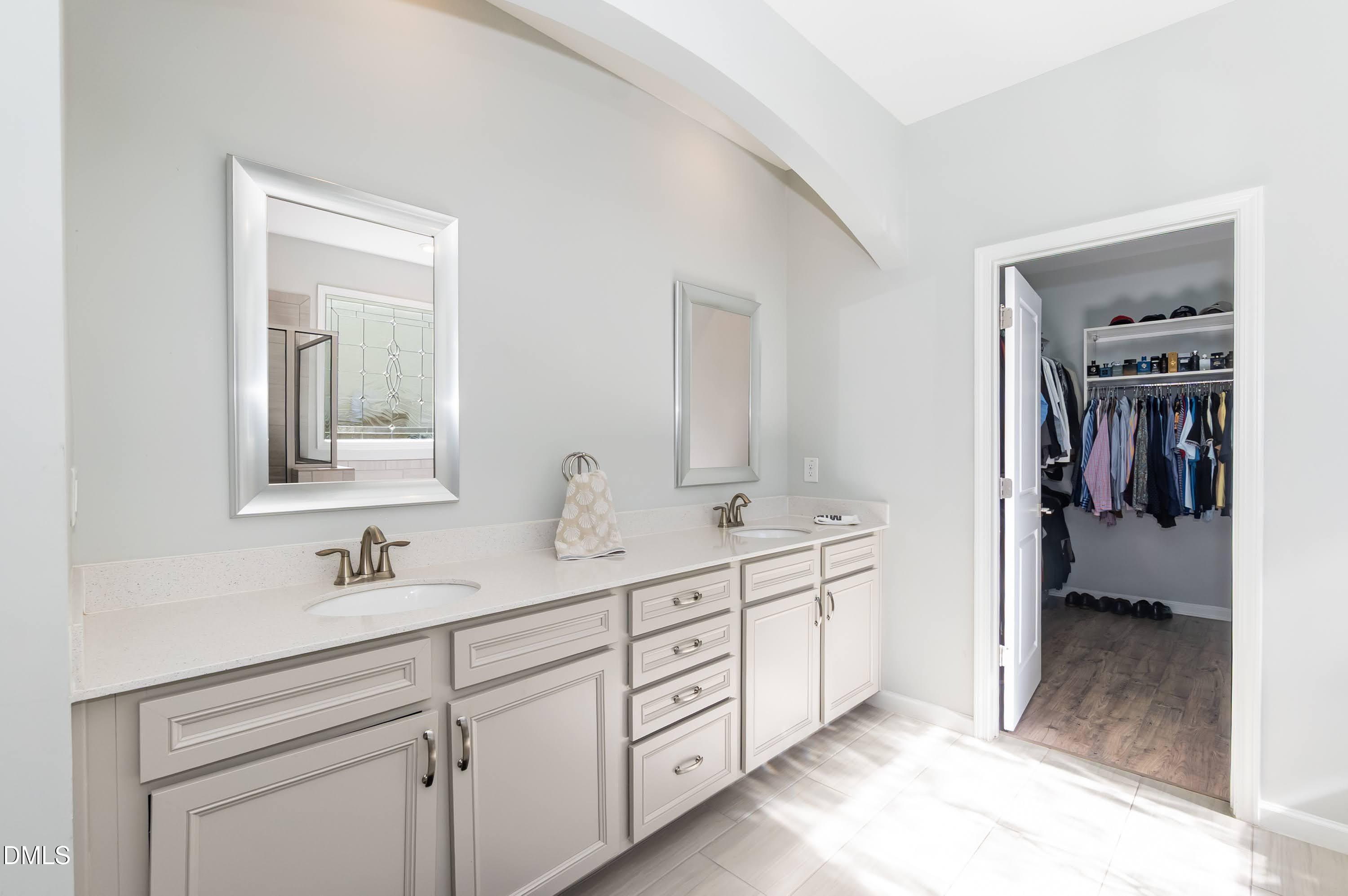 1009 Crescent Moon Court Property Photo 17