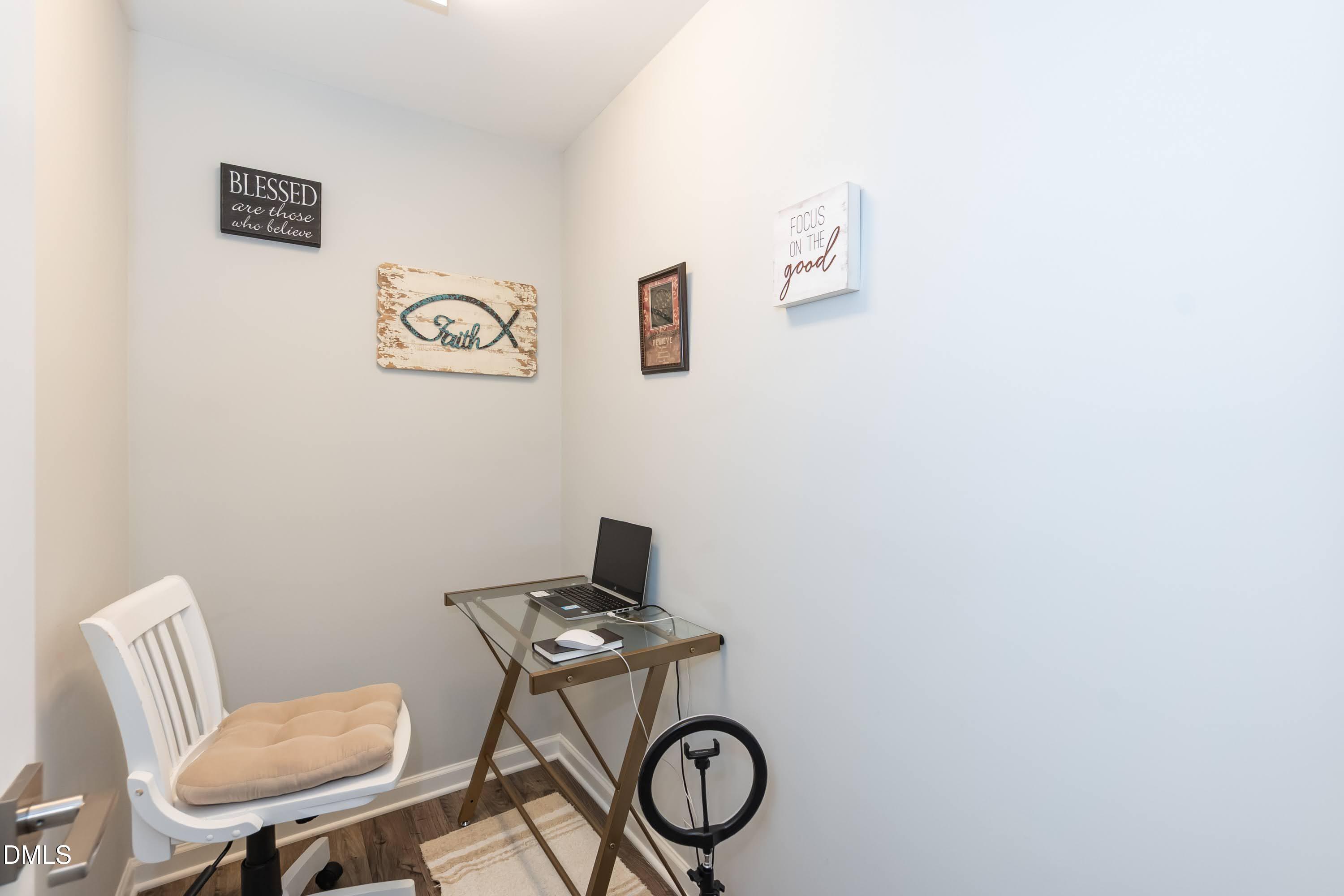 1009 Crescent Moon Court Property Photo 20