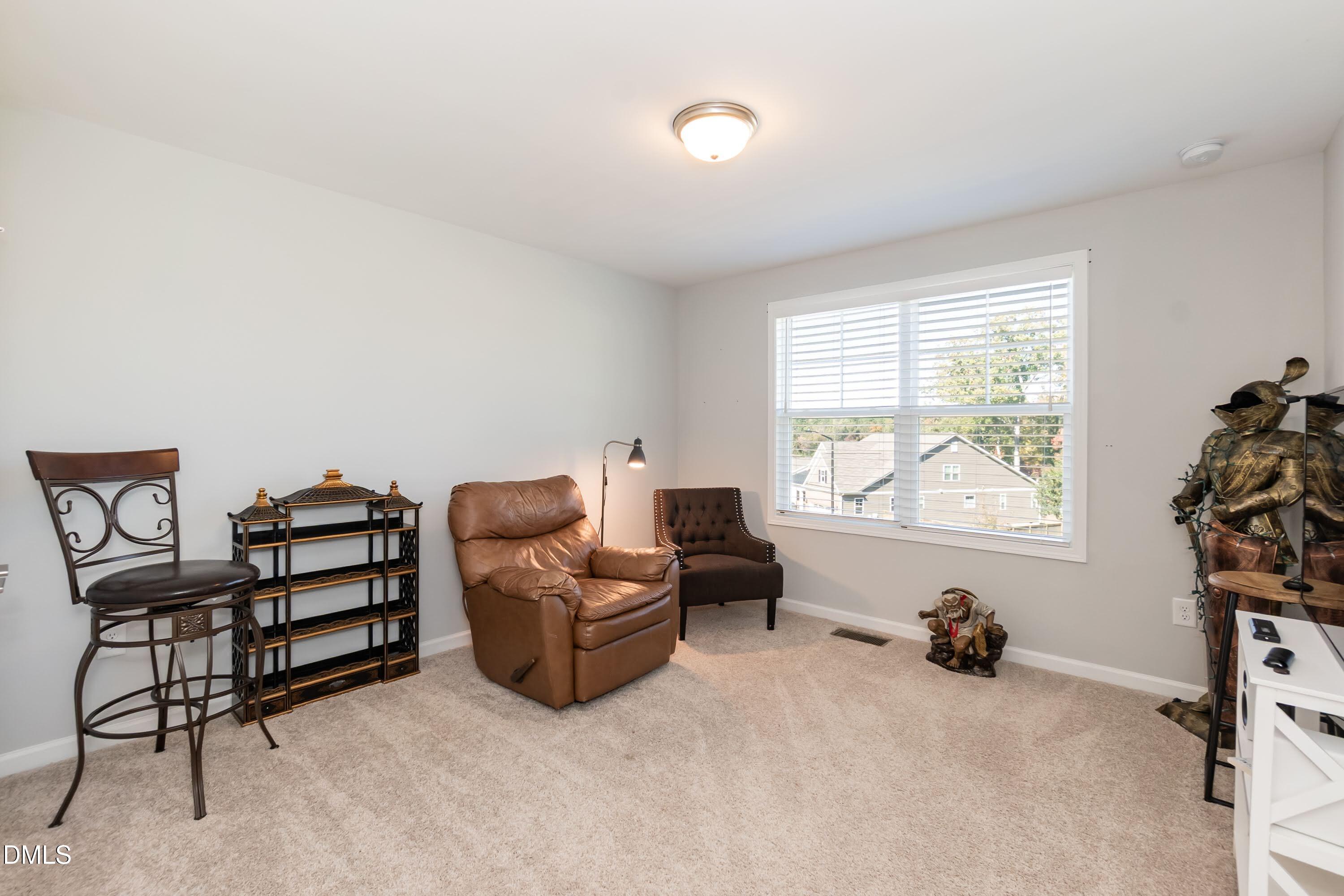 1009 Crescent Moon Court Property Photo 25