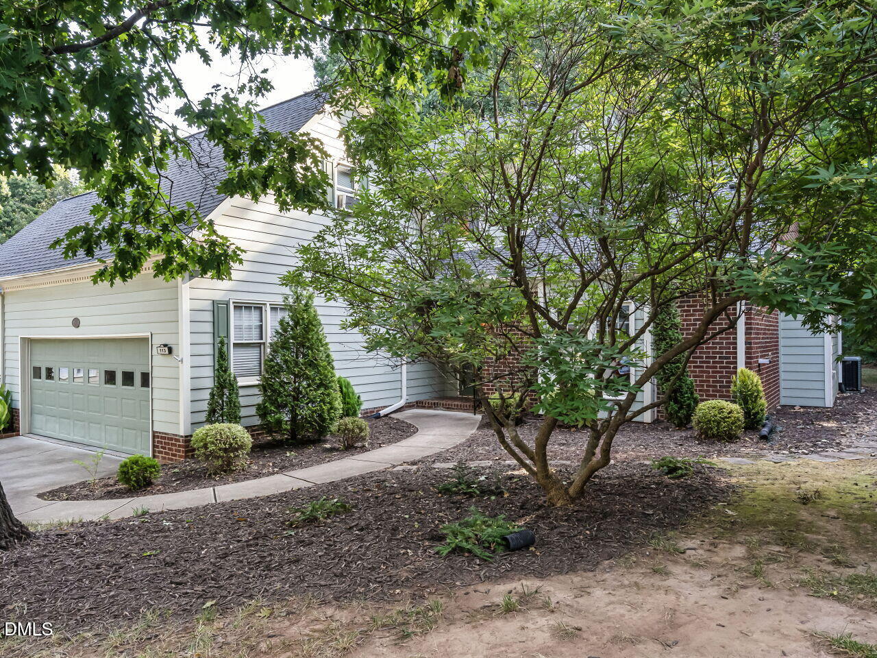 113 Prestwick Pl Place Property Photo 2