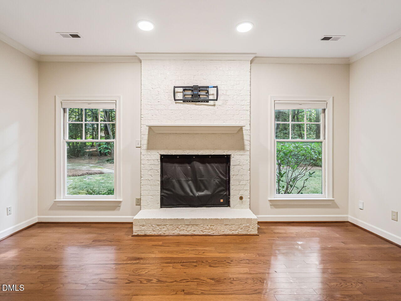 113 Prestwick Pl Place Property Photo 16