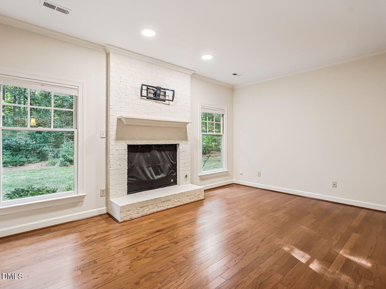 113 Prestwick Pl Place Property Photo 17